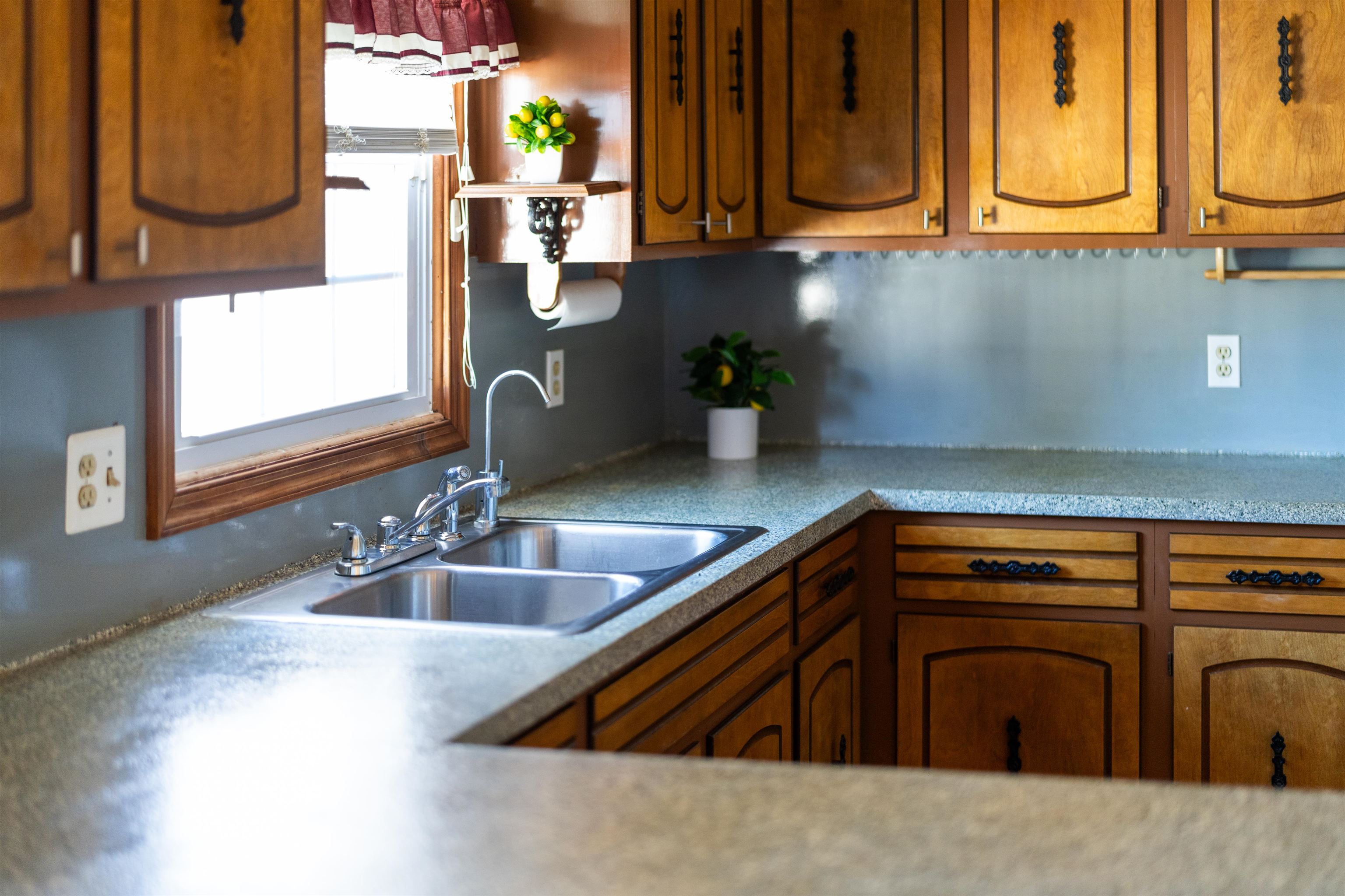 615 VINEGAR HILL RD, CHURCHVILLE, Virginia 24421, 3 Bedrooms Bedrooms, ,2 BathroomsBathrooms,Residential,615 VINEGAR HILL RD,682997 MLS # 682997