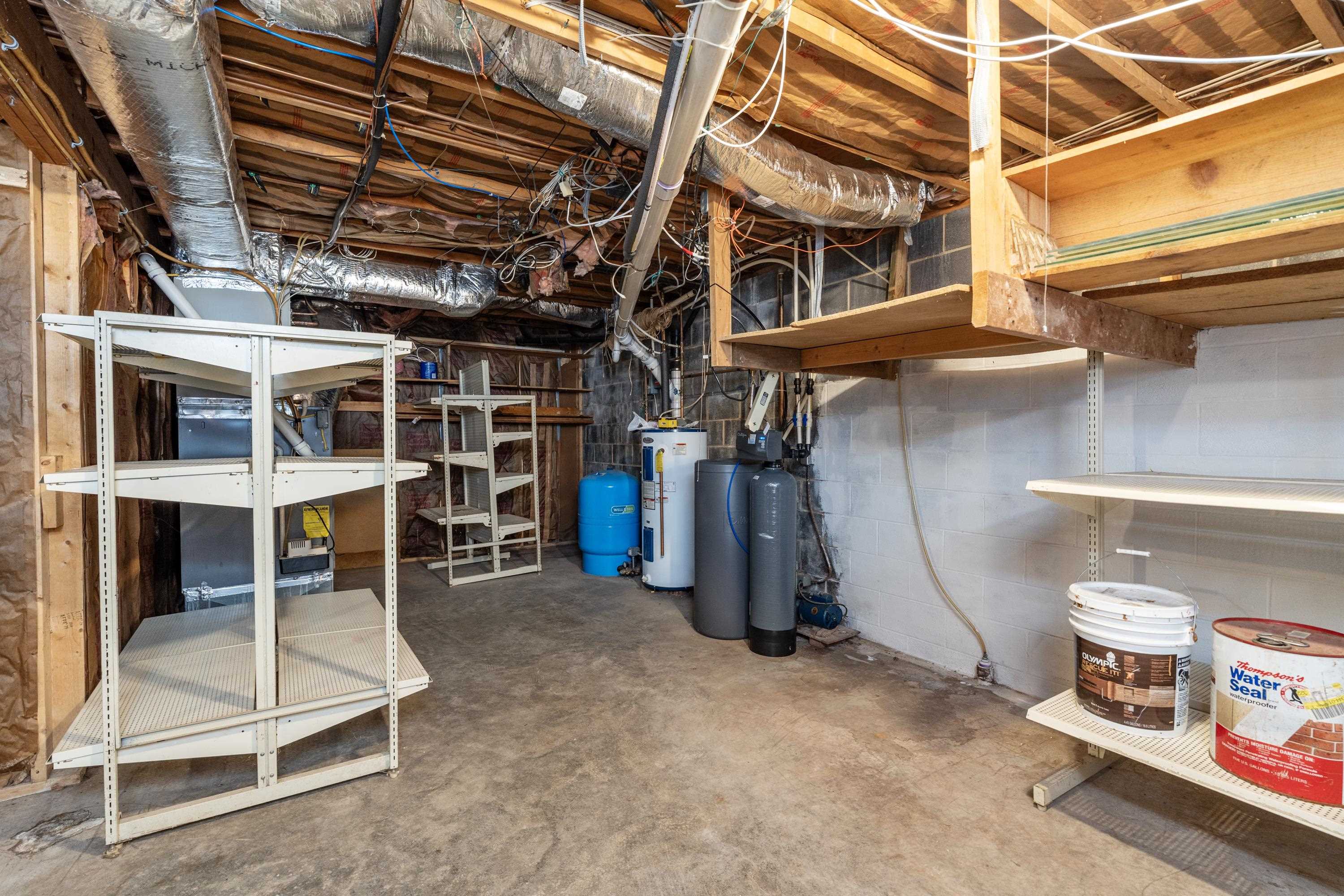 615 VINEGAR HILL RD, CHURCHVILLE, Virginia 24421, 3 Bedrooms Bedrooms, ,2 BathroomsBathrooms,Residential,615 VINEGAR HILL RD,682997 MLS # 682997