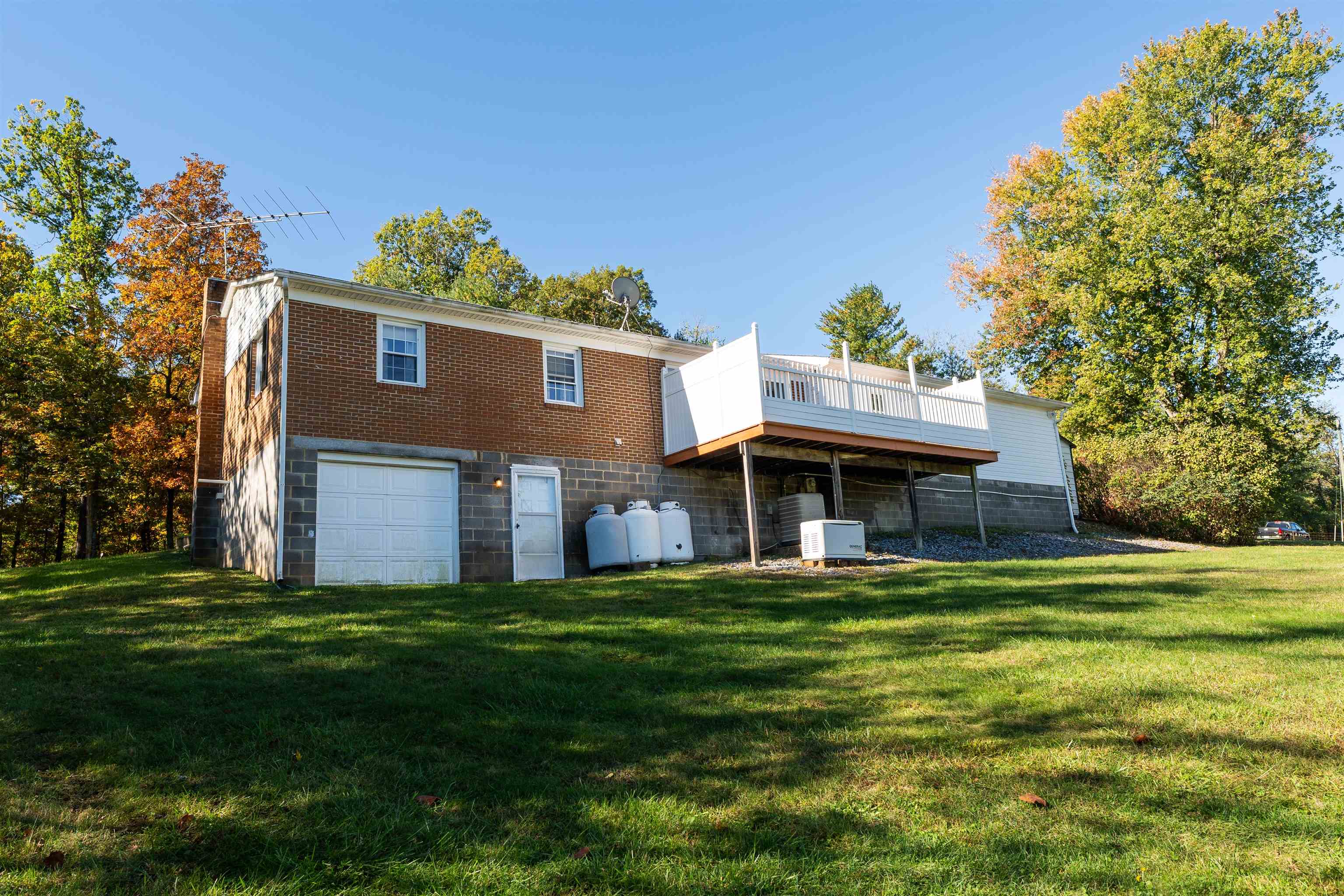 615 VINEGAR HILL RD, CHURCHVILLE, Virginia 24421, 3 Bedrooms Bedrooms, ,2 BathroomsBathrooms,Residential,615 VINEGAR HILL RD,682997 MLS # 682997