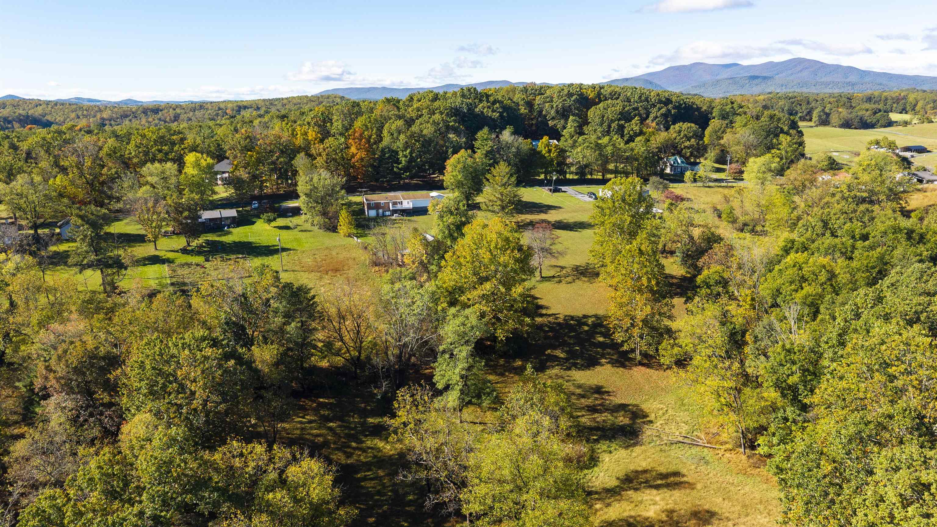 615 VINEGAR HILL RD, CHURCHVILLE, Virginia 24421, 3 Bedrooms Bedrooms, ,2 BathroomsBathrooms,Residential,615 VINEGAR HILL RD,682997 MLS # 682997