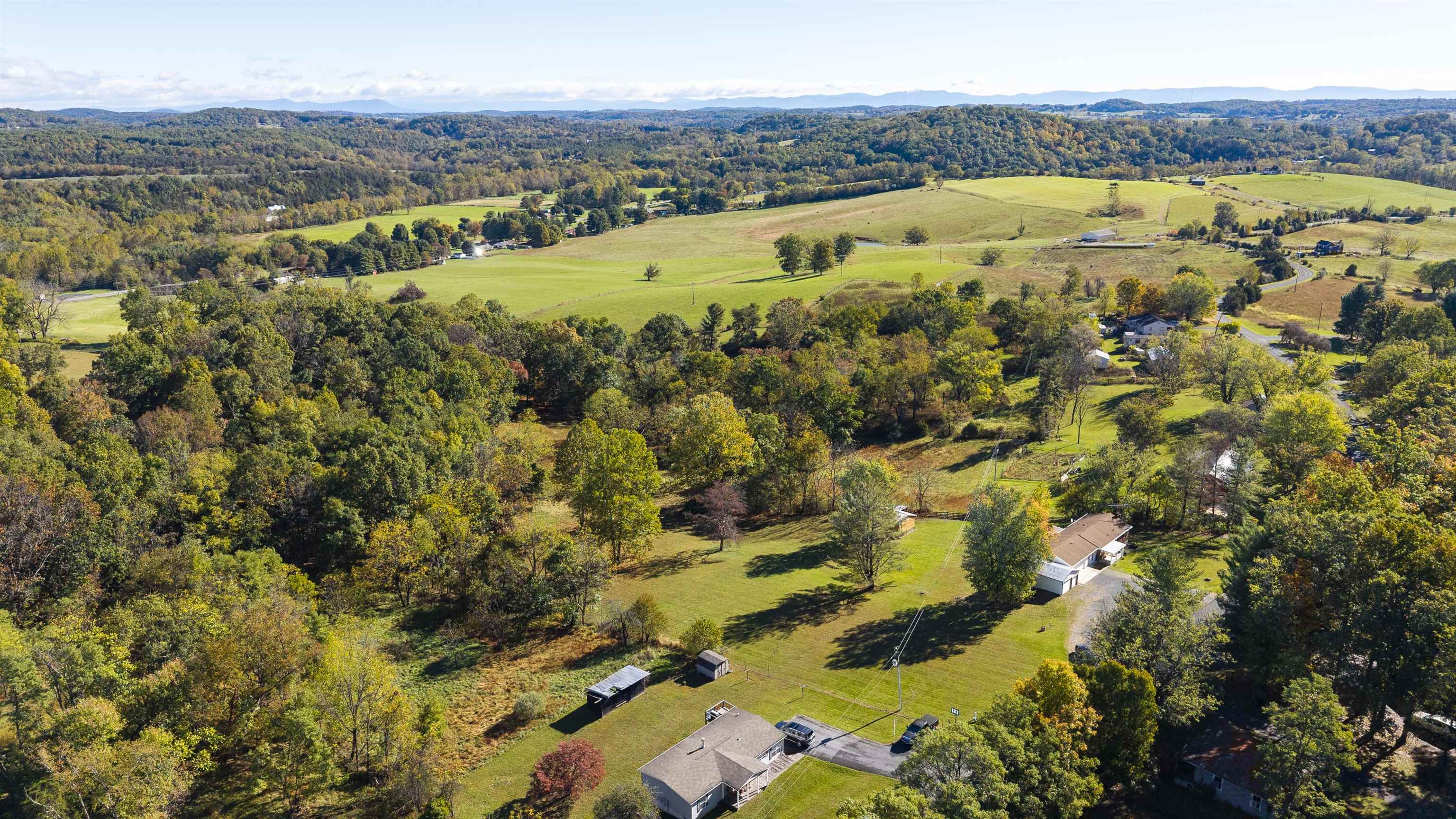 615 VINEGAR HILL RD, CHURCHVILLE, Virginia 24421, 3 Bedrooms Bedrooms, ,2 BathroomsBathrooms,Residential,615 VINEGAR HILL RD,682997 MLS # 682997