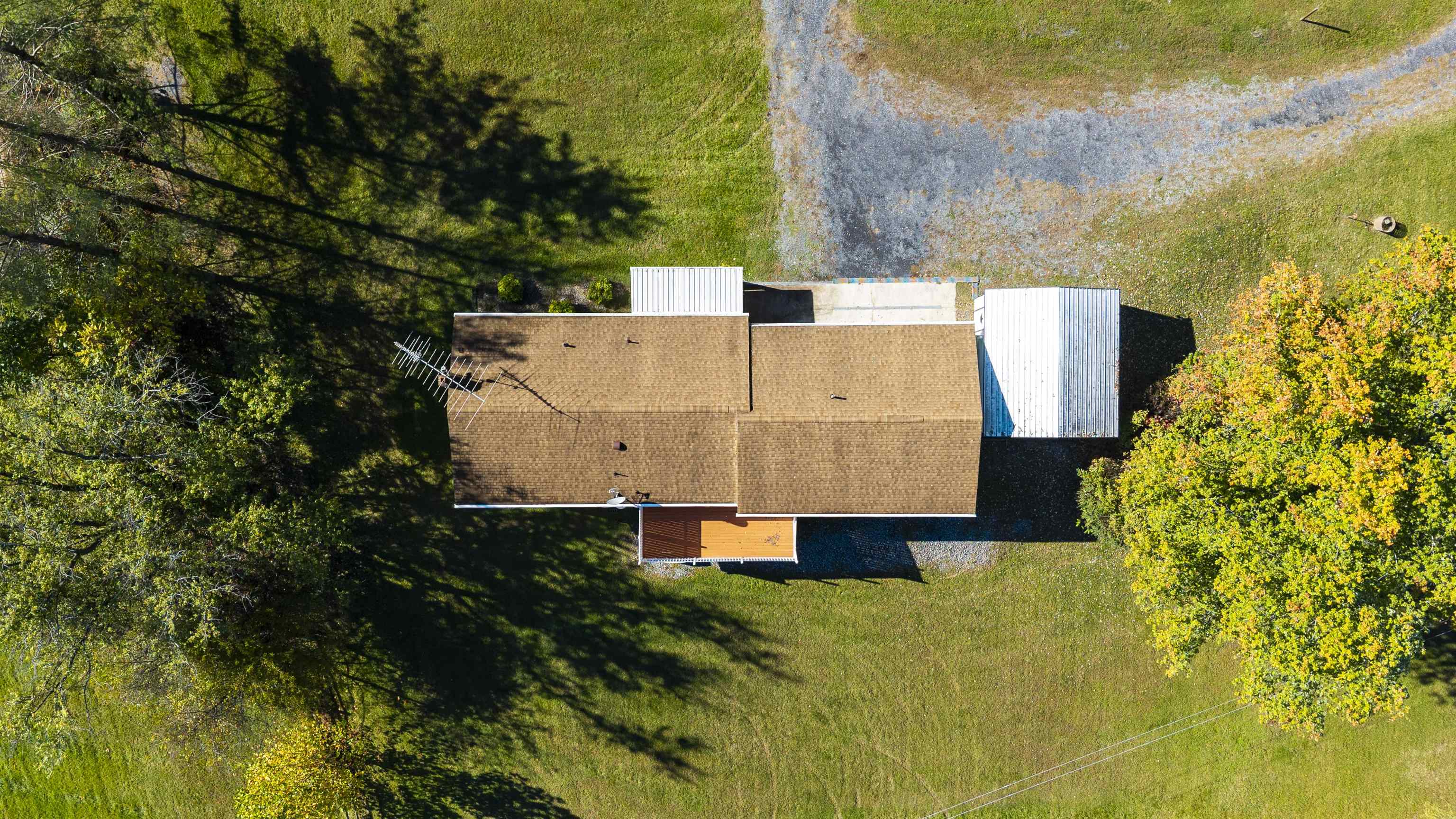 615 VINEGAR HILL RD, CHURCHVILLE, Virginia 24421, 3 Bedrooms Bedrooms, ,2 BathroomsBathrooms,Residential,615 VINEGAR HILL RD,682997 MLS # 682997