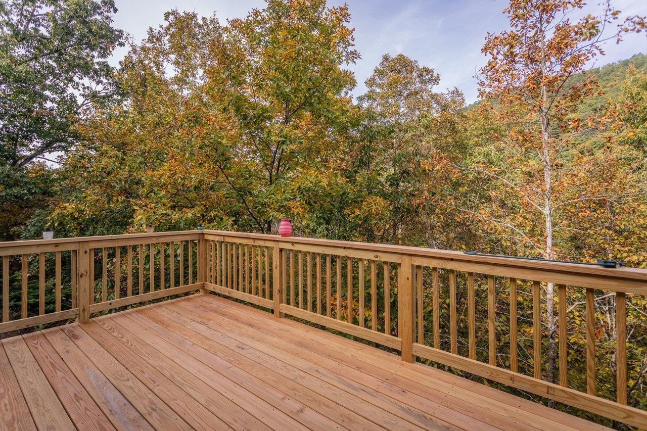 4981 NICKLAUS LN, MCGAHEYSVILLE, Virginia 22840, 5 Bedrooms Bedrooms, ,3 BathroomsBathrooms,Residential,Enjoy the Views! 5BR Home Overlooking Golf Course ,4981 NICKLAUS LN,682949 MLS # 682949 4981 NICKLAUS LN, MCGAHEYSVILLE, Virginia 22840, 5 Bedrooms Bedrooms, ,3 BathroomsBathrooms,Residential,Enjoy the Views! 5BR Home Overlooking Golf Course ,4981 NICKLAUS LN,682949 MLS # 682949