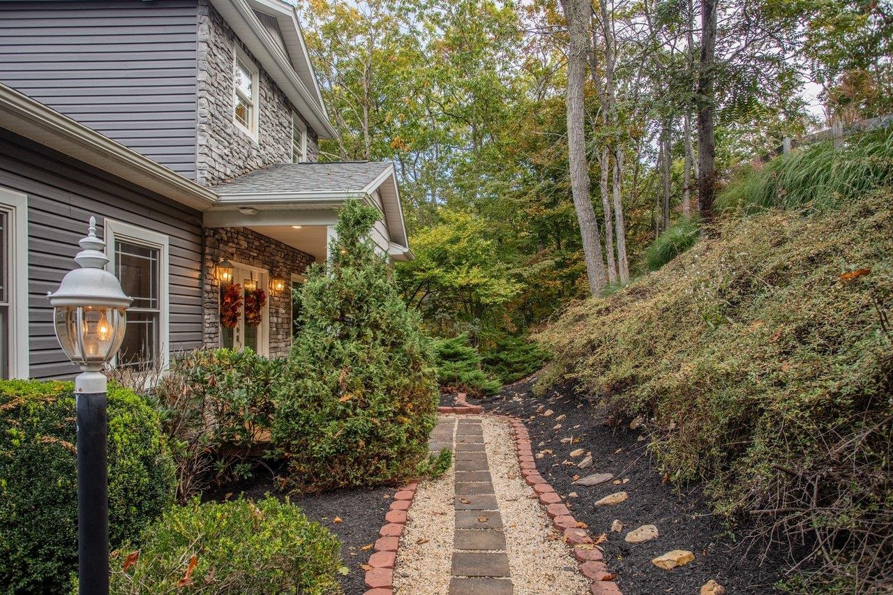 4981 NICKLAUS LN, MCGAHEYSVILLE, Virginia 22840, 5 Bedrooms Bedrooms, ,3 BathroomsBathrooms,Residential,Enjoy the Views! 5BR Home Overlooking Golf Course ,4981 NICKLAUS LN,682949 MLS # 682949 4981 NICKLAUS LN, MCGAHEYSVILLE, Virginia 22840, 5 Bedrooms Bedrooms, ,3 BathroomsBathrooms,Residential,Enjoy the Views! 5BR Home Overlooking Golf Course ,4981 NICKLAUS LN,682949 MLS # 682949