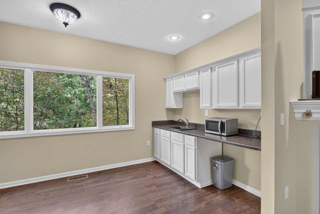 4981 NICKLAUS LN, MCGAHEYSVILLE, Virginia 22840, 5 Bedrooms Bedrooms, ,3 BathroomsBathrooms,Residential,Enjoy the Views! 5BR Home Overlooking Golf Course ,4981 NICKLAUS LN,682949 MLS # 682949 4981 NICKLAUS LN, MCGAHEYSVILLE, Virginia 22840, 5 Bedrooms Bedrooms, ,3 BathroomsBathrooms,Residential,Enjoy the Views! 5BR Home Overlooking Golf Course ,4981 NICKLAUS LN,682949 MLS # 682949