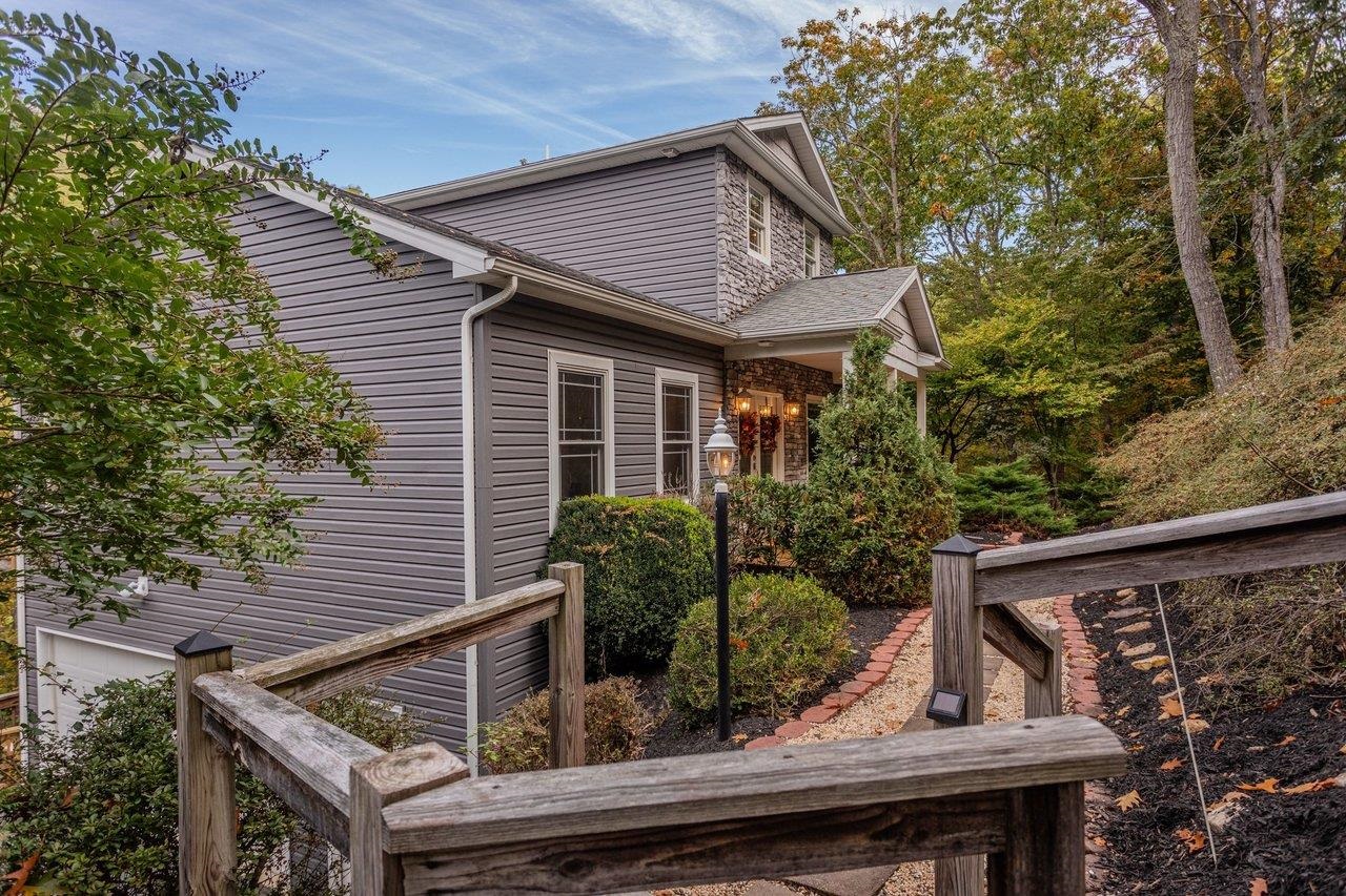 4981 NICKLAUS LN, MCGAHEYSVILLE, Virginia 22840, 5 Bedrooms Bedrooms, ,3 BathroomsBathrooms,Residential,Enjoy the Views! 5BR Home Overlooking Golf Course ,4981 NICKLAUS LN,682949 MLS # 682949 4981 NICKLAUS LN, MCGAHEYSVILLE, Virginia 22840, 5 Bedrooms Bedrooms, ,3 BathroomsBathrooms,Residential,Enjoy the Views! 5BR Home Overlooking Golf Course ,4981 NICKLAUS LN,682949 MLS # 682949