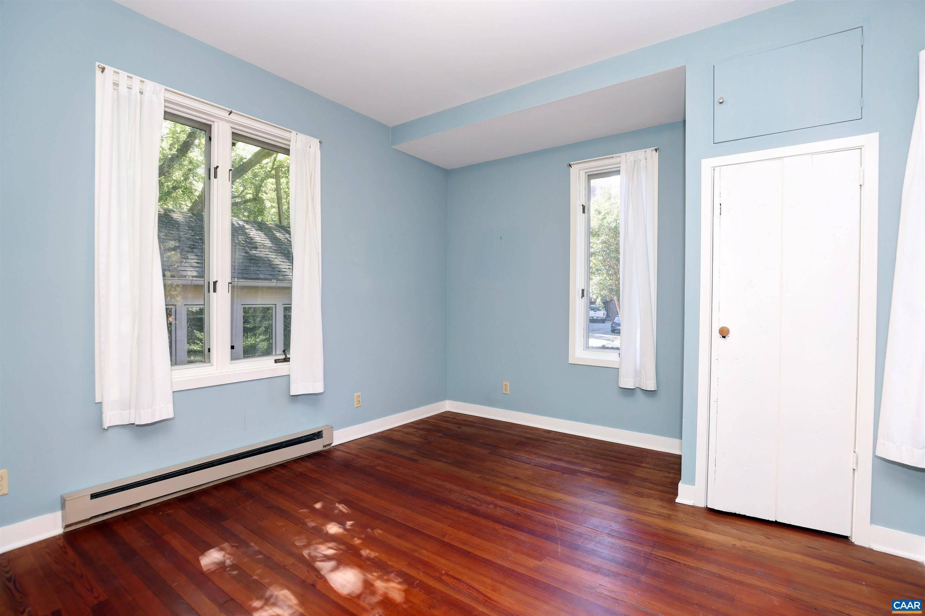 433 N 1ST ST, CHARLOTTESVILLE, Virginia 22902, 4 Bedrooms Bedrooms, ,2 BathroomsBathrooms,Residential,THE PERKINS HOUSE,433 N 1ST ST,682951 MLS # 682951 433 N 1ST ST, CHARLOTTESVILLE, Virginia 22902, 4 Bedrooms Bedrooms, ,2 BathroomsBathrooms,Residential,THE PERKINS HOUSE,433 N 1ST ST,682951 MLS # 682951