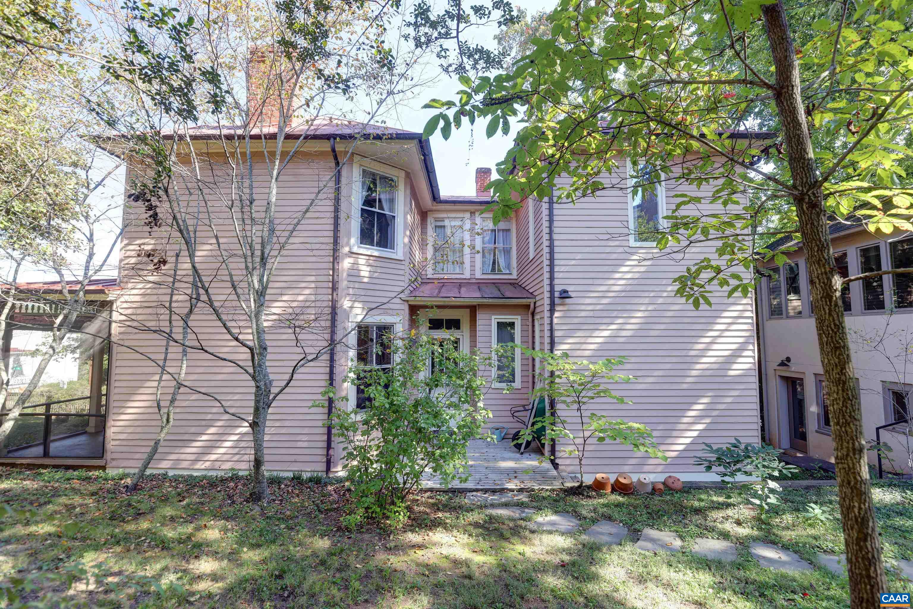 433 N 1ST ST, CHARLOTTESVILLE, Virginia 22902, 4 Bedrooms Bedrooms, ,2 BathroomsBathrooms,Residential,THE PERKINS HOUSE,433 N 1ST ST,682951 MLS # 682951 433 N 1ST ST, CHARLOTTESVILLE, Virginia 22902, 4 Bedrooms Bedrooms, ,2 BathroomsBathrooms,Residential,THE PERKINS HOUSE,433 N 1ST ST,682951 MLS # 682951