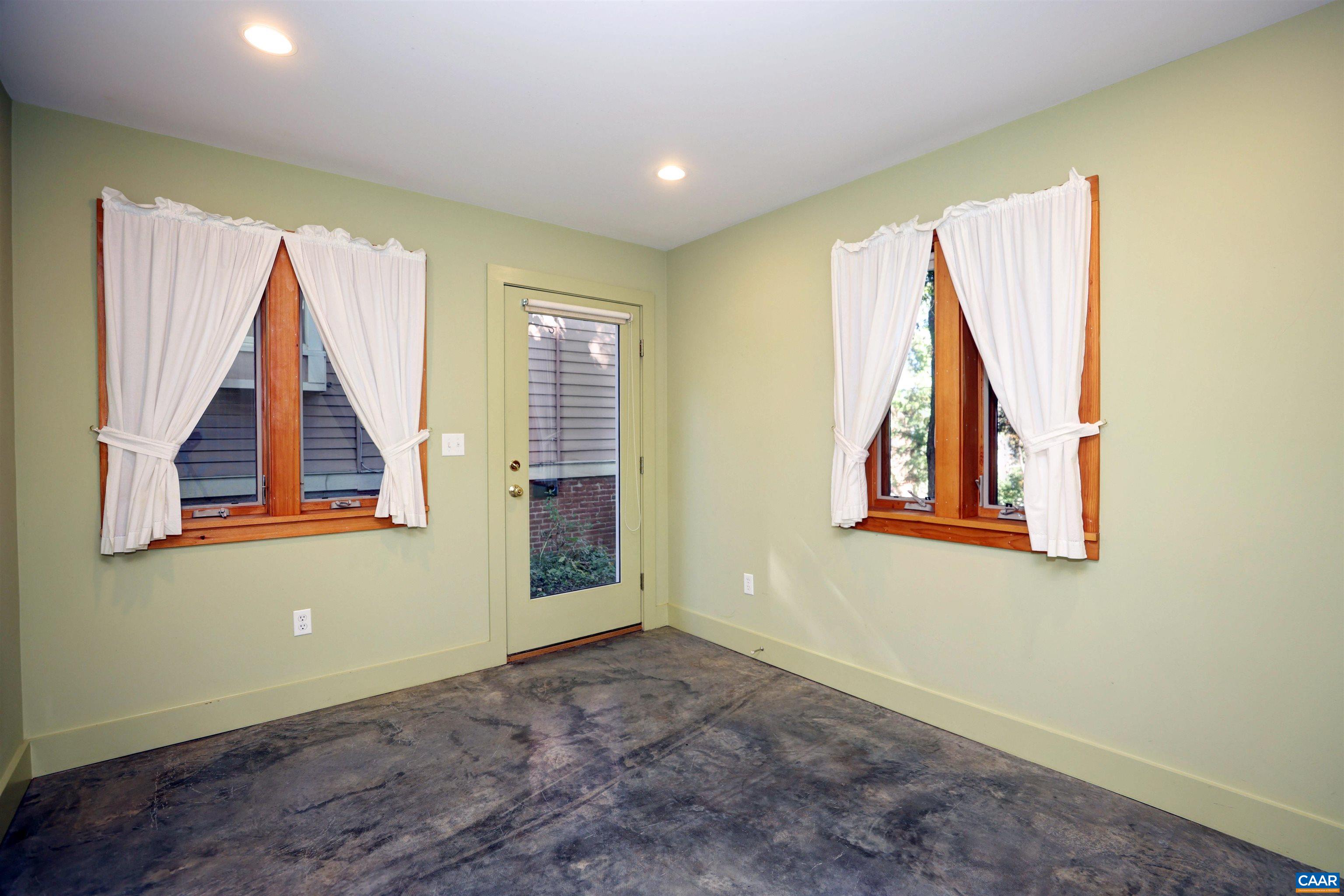 433 N 1ST ST, CHARLOTTESVILLE, Virginia 22902, 4 Bedrooms Bedrooms, ,2 BathroomsBathrooms,Residential,THE PERKINS HOUSE,433 N 1ST ST,682951 MLS # 682951 433 N 1ST ST, CHARLOTTESVILLE, Virginia 22902, 4 Bedrooms Bedrooms, ,2 BathroomsBathrooms,Residential,THE PERKINS HOUSE,433 N 1ST ST,682951 MLS # 682951