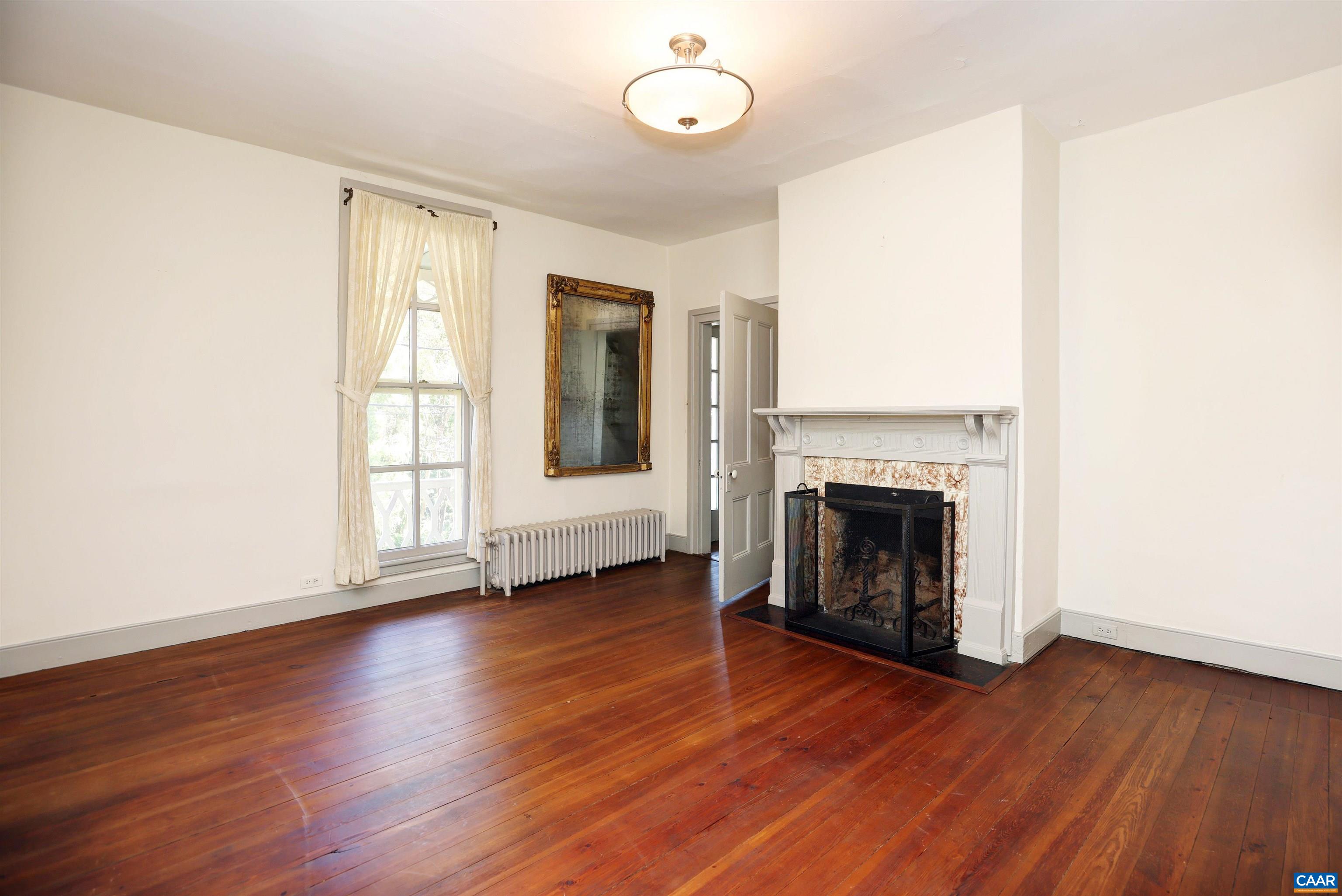 433 N 1ST ST, CHARLOTTESVILLE, Virginia 22902, 4 Bedrooms Bedrooms, ,2 BathroomsBathrooms,Residential,THE PERKINS HOUSE,433 N 1ST ST,682951 MLS # 682951 433 N 1ST ST, CHARLOTTESVILLE, Virginia 22902, 4 Bedrooms Bedrooms, ,2 BathroomsBathrooms,Residential,THE PERKINS HOUSE,433 N 1ST ST,682951 MLS # 682951