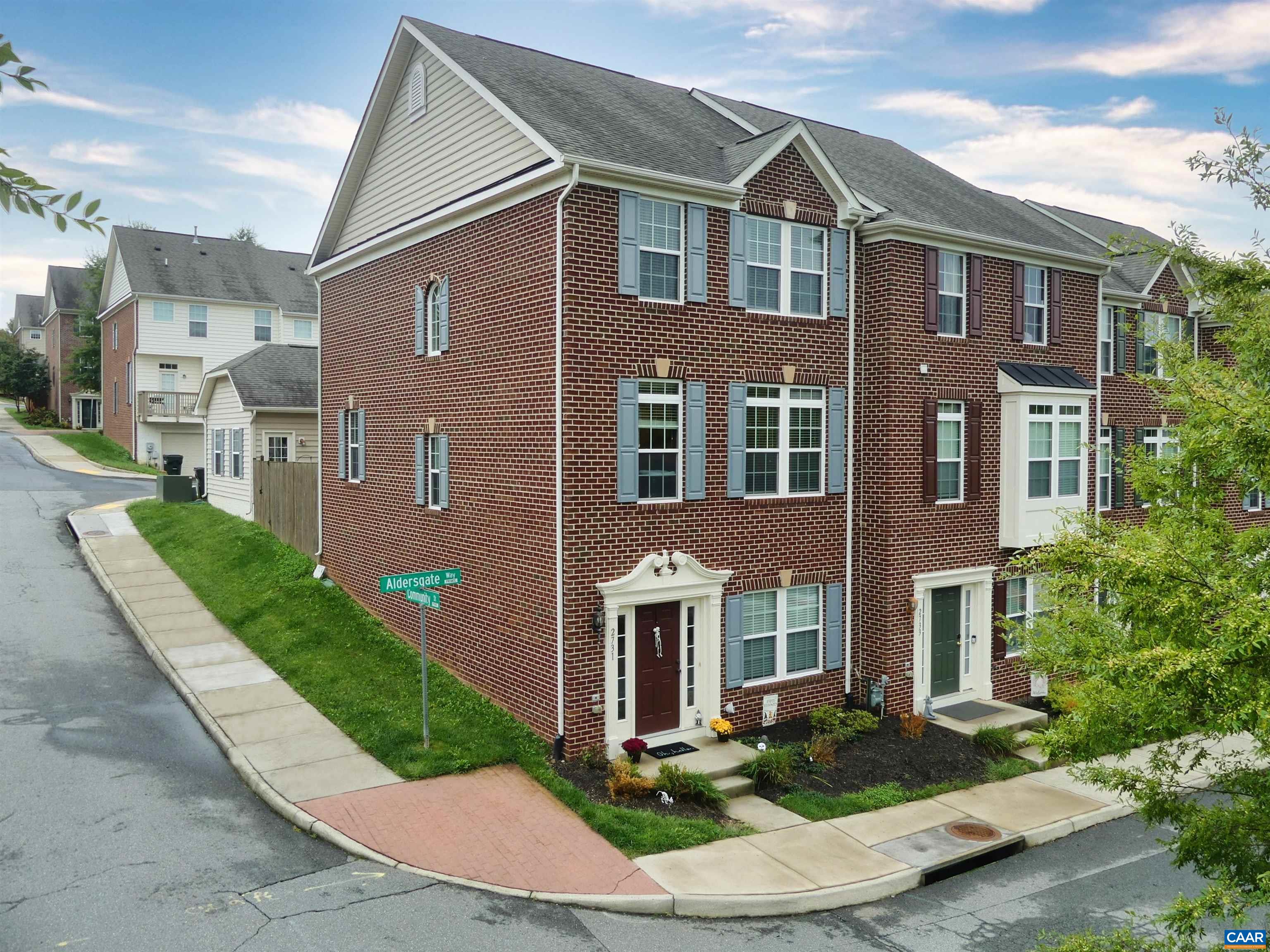 2731 ALDERSGATE WAY, CHARLOTTESVILLE, Virginia 22911, 4 Bedrooms Bedrooms, ,3 BathroomsBathrooms,Residential,2731 ALDERSGATE WAY,682666 MLS # 682666