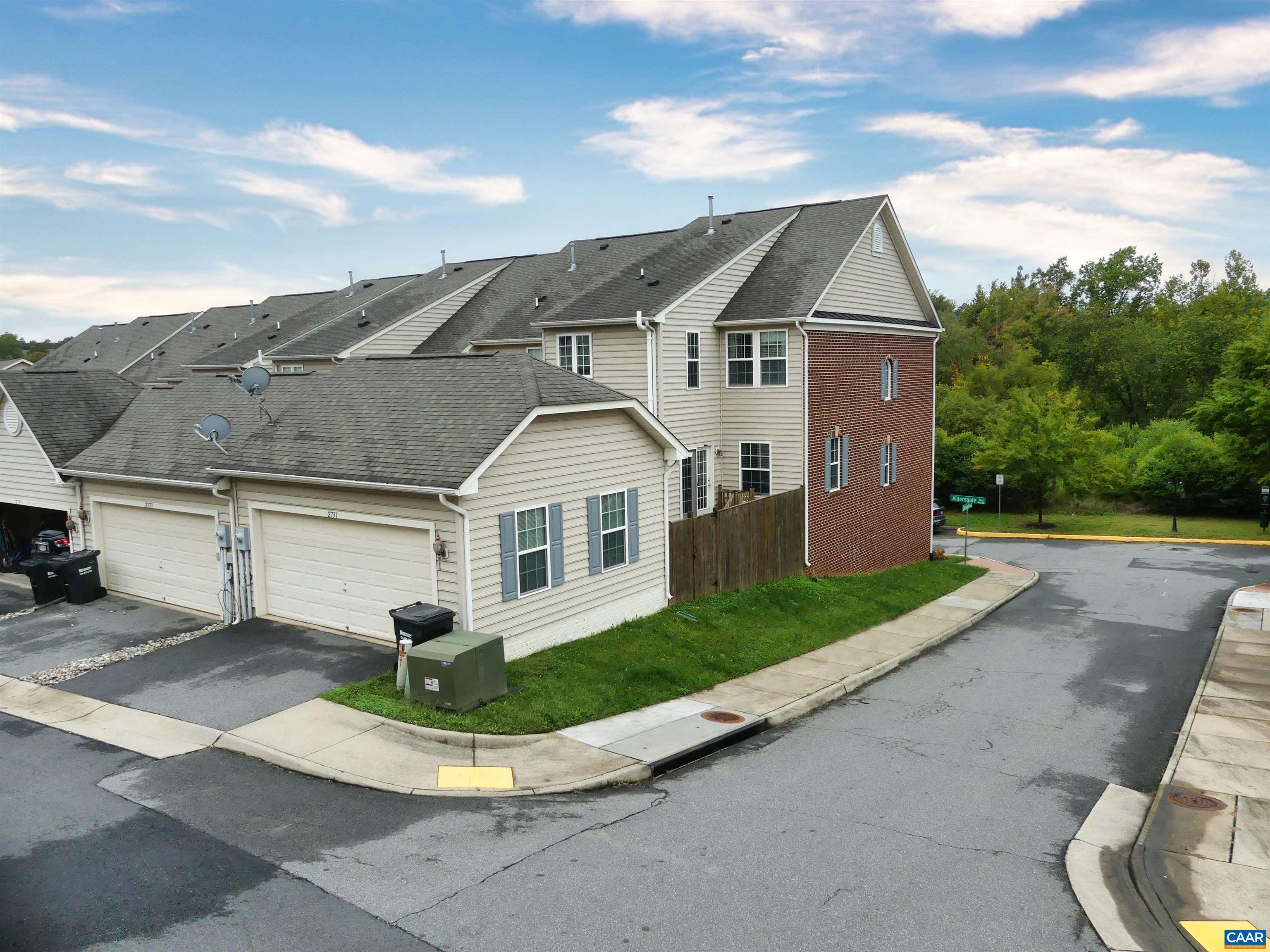 2731 ALDERSGATE WAY, CHARLOTTESVILLE, Virginia 22911, 4 Bedrooms Bedrooms, ,3 BathroomsBathrooms,Residential,2731 ALDERSGATE WAY,682666 MLS # 682666