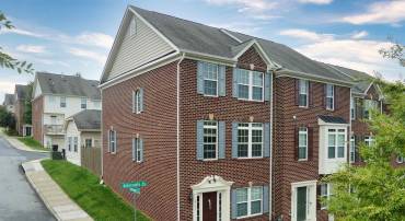 2731 ALDERSGATE WAY, CHARLOTTESVILLE, Virginia 22911, 4 Bedrooms Bedrooms, ,3 BathroomsBathrooms,Residential,2731 ALDERSGATE WAY,682666 MLS # 682666