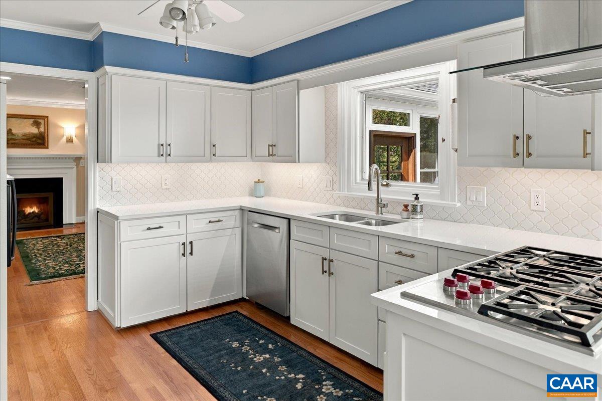 303 RAINBOW DR, STAUNTON, Virginia 24401, 3 Bedrooms Bedrooms, ,2 BathroomsBathrooms,Residential,Updated Rainbow Rancher,303 RAINBOW DR,682841 MLS # 682841 303 RAINBOW DR, STAUNTON, Virginia 24401, 3 Bedrooms Bedrooms, ,2 BathroomsBathrooms,Residential,Updated Rainbow Rancher,303 RAINBOW DR,682841 MLS # 682841