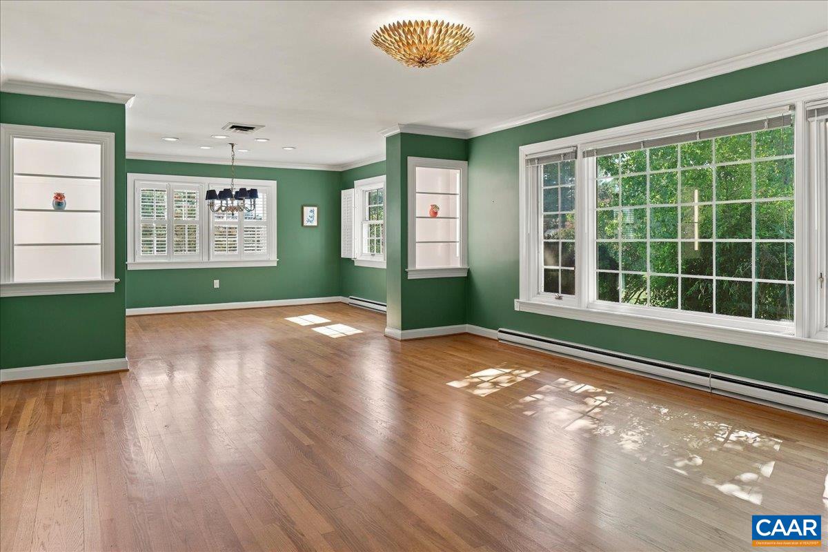 303 RAINBOW DR, STAUNTON, Virginia 24401, 3 Bedrooms Bedrooms, ,2 BathroomsBathrooms,Residential,Updated Rainbow Rancher,303 RAINBOW DR,682841 MLS # 682841 303 RAINBOW DR, STAUNTON, Virginia 24401, 3 Bedrooms Bedrooms, ,2 BathroomsBathrooms,Residential,Updated Rainbow Rancher,303 RAINBOW DR,682841 MLS # 682841