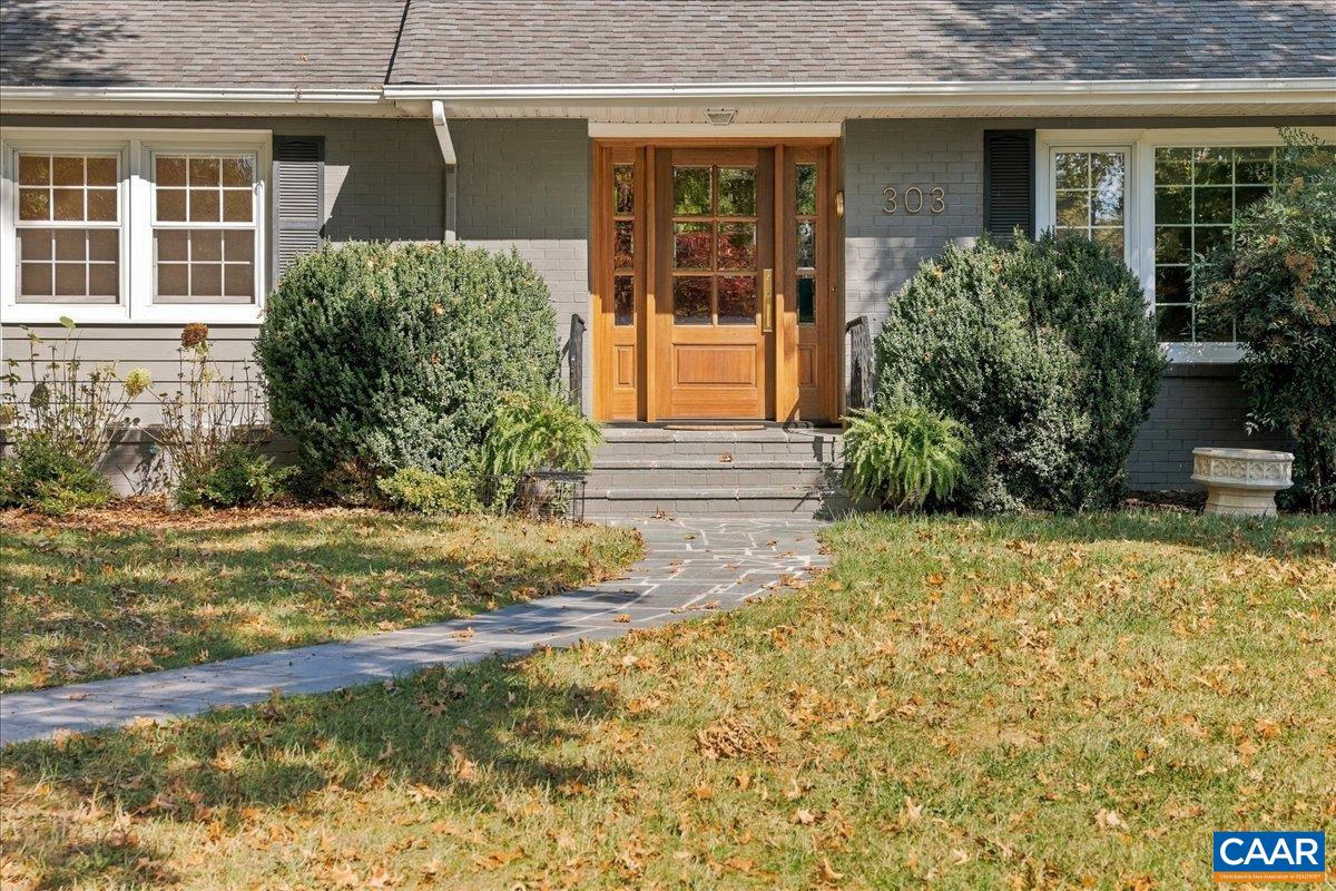 303 RAINBOW DR, STAUNTON, Virginia 24401, 3 Bedrooms Bedrooms, ,2 BathroomsBathrooms,Residential,Updated Rainbow Rancher,303 RAINBOW DR,682841 MLS # 682841 303 RAINBOW DR, STAUNTON, Virginia 24401, 3 Bedrooms Bedrooms, ,2 BathroomsBathrooms,Residential,Updated Rainbow Rancher,303 RAINBOW DR,682841 MLS # 682841