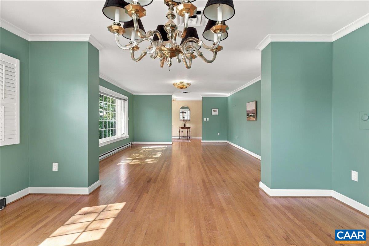 303 RAINBOW DR, STAUNTON, Virginia 24401, 3 Bedrooms Bedrooms, ,2 BathroomsBathrooms,Residential,Updated Rainbow Rancher,303 RAINBOW DR,682841 MLS # 682841 303 RAINBOW DR, STAUNTON, Virginia 24401, 3 Bedrooms Bedrooms, ,2 BathroomsBathrooms,Residential,Updated Rainbow Rancher,303 RAINBOW DR,682841 MLS # 682841