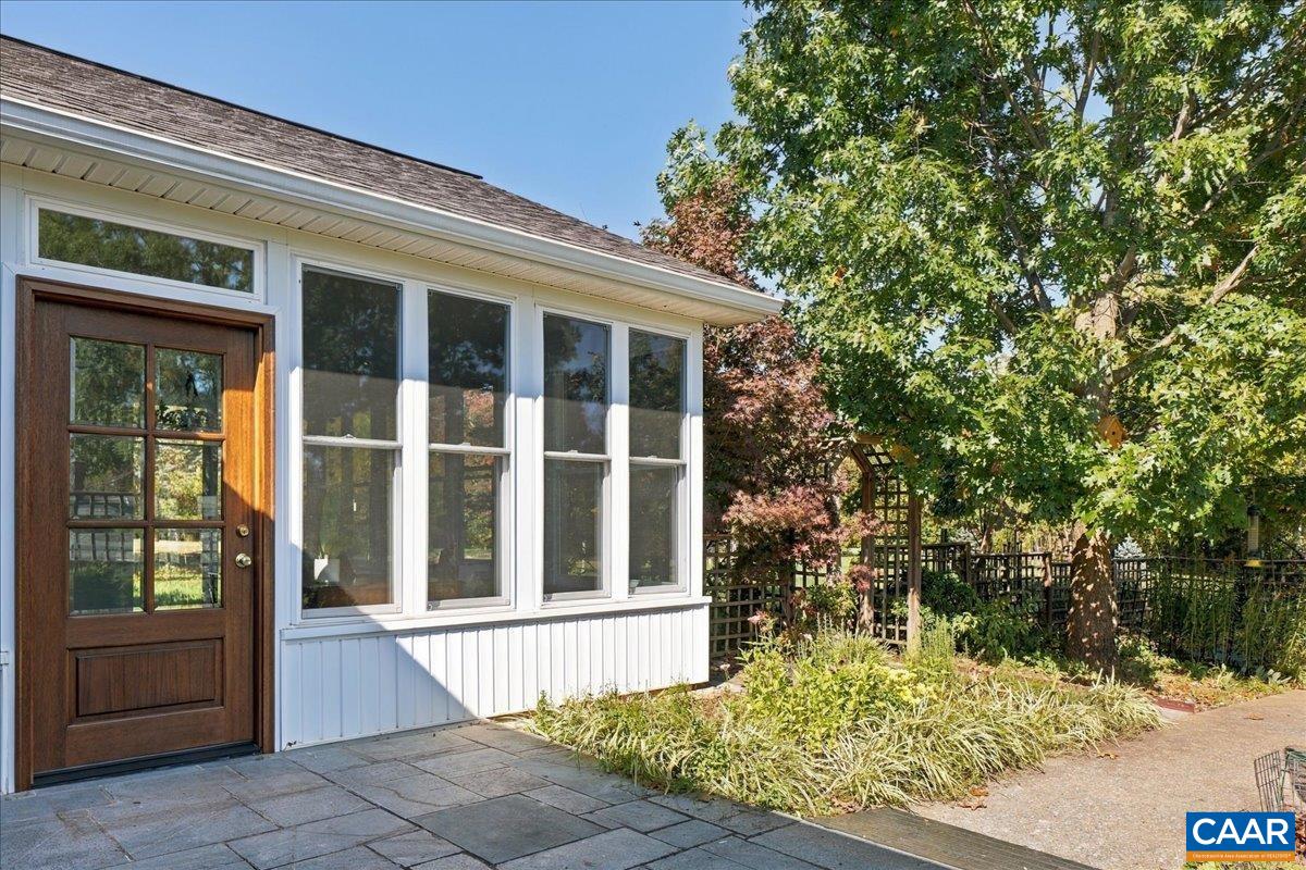 303 RAINBOW DR, STAUNTON, Virginia 24401, 3 Bedrooms Bedrooms, ,2 BathroomsBathrooms,Residential,Updated Rainbow Rancher,303 RAINBOW DR,682841 MLS # 682841 303 RAINBOW DR, STAUNTON, Virginia 24401, 3 Bedrooms Bedrooms, ,2 BathroomsBathrooms,Residential,Updated Rainbow Rancher,303 RAINBOW DR,682841 MLS # 682841