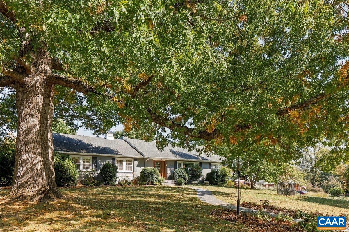 303 RAINBOW DR, STAUNTON, Virginia 24401, 3 Bedrooms Bedrooms, ,2 BathroomsBathrooms,Residential,Updated Rainbow Rancher,303 RAINBOW DR,682841 MLS # 682841 303 RAINBOW DR, STAUNTON, Virginia 24401, 3 Bedrooms Bedrooms, ,2 BathroomsBathrooms,Residential,Updated Rainbow Rancher,303 RAINBOW DR,682841 MLS # 682841
