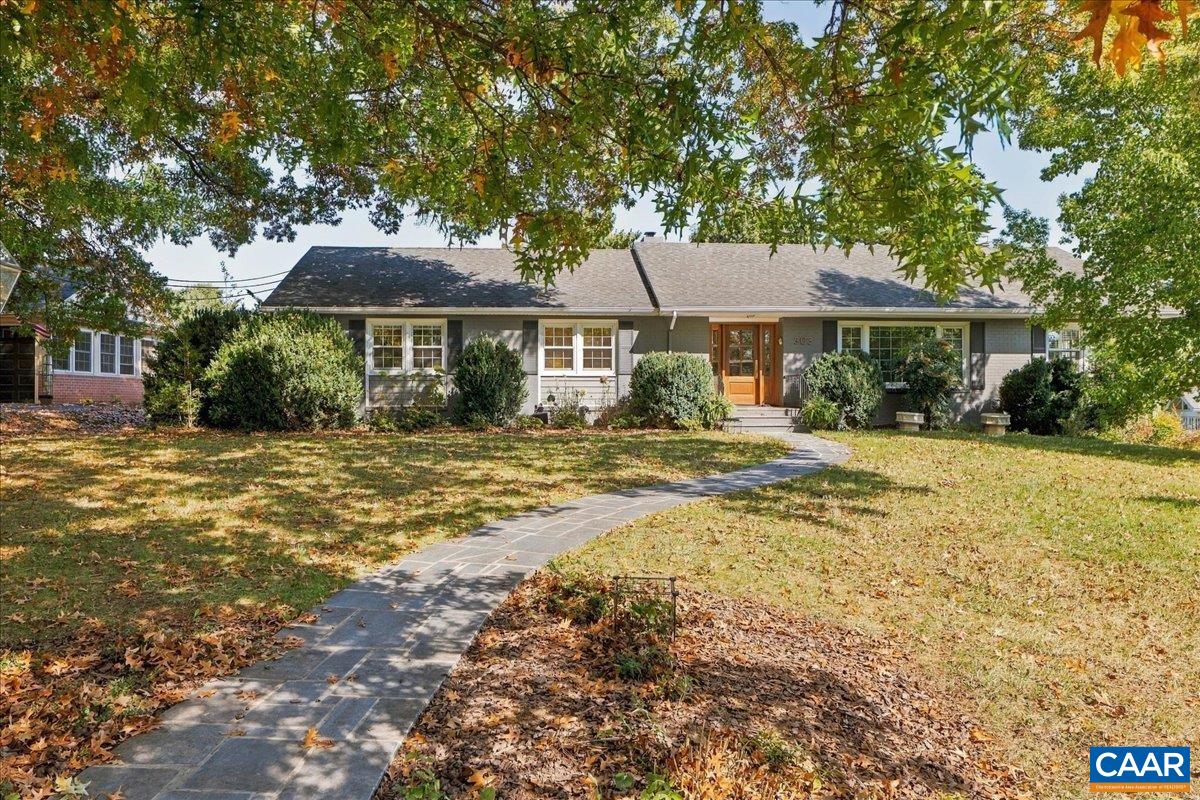 303 RAINBOW DR, STAUNTON, Virginia 24401, 3 Bedrooms Bedrooms, ,2 BathroomsBathrooms,Residential,Updated Rainbow Rancher,303 RAINBOW DR,682841 MLS # 682841 303 RAINBOW DR, STAUNTON, Virginia 24401, 3 Bedrooms Bedrooms, ,2 BathroomsBathrooms,Residential,Updated Rainbow Rancher,303 RAINBOW DR,682841 MLS # 682841