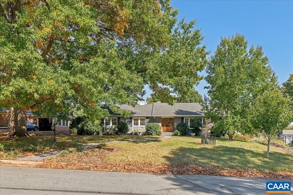 303 RAINBOW DR, STAUNTON, Virginia 24401, 3 Bedrooms Bedrooms, ,2 BathroomsBathrooms,Residential,Updated Rainbow Rancher,303 RAINBOW DR,682841 MLS # 682841 303 RAINBOW DR, STAUNTON, Virginia 24401, 3 Bedrooms Bedrooms, ,2 BathroomsBathrooms,Residential,Updated Rainbow Rancher,303 RAINBOW DR,682841 MLS # 682841