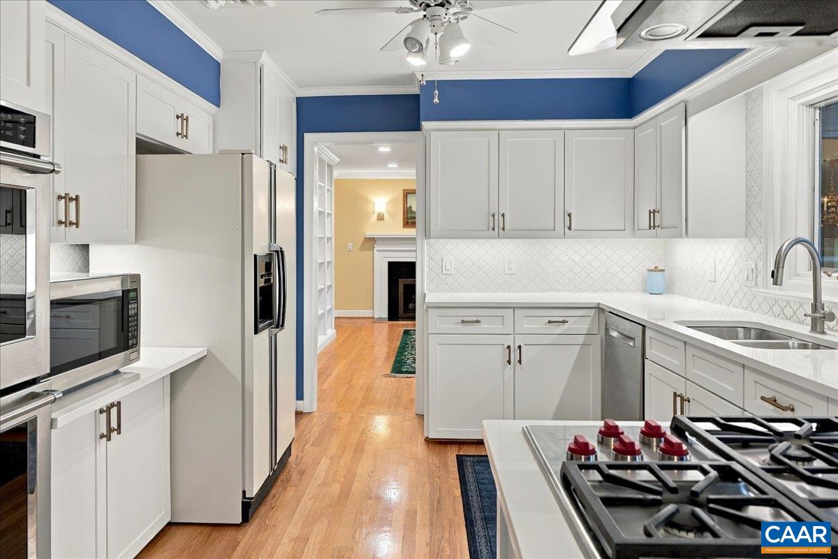 303 RAINBOW DR, STAUNTON, Virginia 24401, 3 Bedrooms Bedrooms, ,2 BathroomsBathrooms,Residential,Updated Rainbow Rancher,303 RAINBOW DR,682841 MLS # 682841 303 RAINBOW DR, STAUNTON, Virginia 24401, 3 Bedrooms Bedrooms, ,2 BathroomsBathrooms,Residential,Updated Rainbow Rancher,303 RAINBOW DR,682841 MLS # 682841