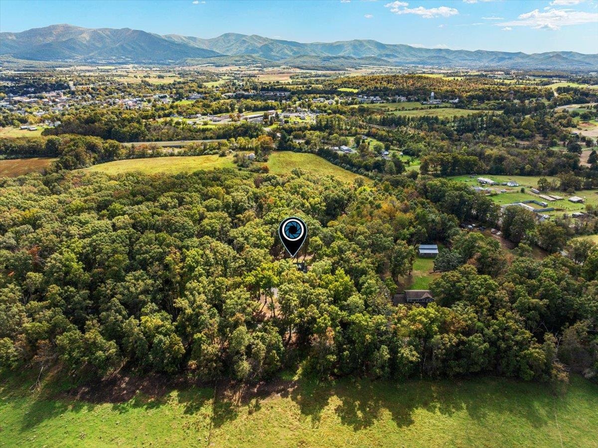 1401 YAGERS RD, LURAY, Virginia 22835, 3 Bedrooms Bedrooms, ,3 BathroomsBathrooms,Residential,1401 YAGERS RD,682873 MLS # 682873 1401 YAGERS RD, LURAY, Virginia 22835, 3 Bedrooms Bedrooms, ,3 BathroomsBathrooms,Residential,1401 YAGERS RD,682873 MLS # 682873
