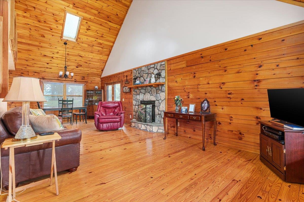 1401 YAGERS RD, LURAY, Virginia 22835, 3 Bedrooms Bedrooms, ,3 BathroomsBathrooms,Residential,1401 YAGERS RD,682873 MLS # 682873 1401 YAGERS RD, LURAY, Virginia 22835, 3 Bedrooms Bedrooms, ,3 BathroomsBathrooms,Residential,1401 YAGERS RD,682873 MLS # 682873