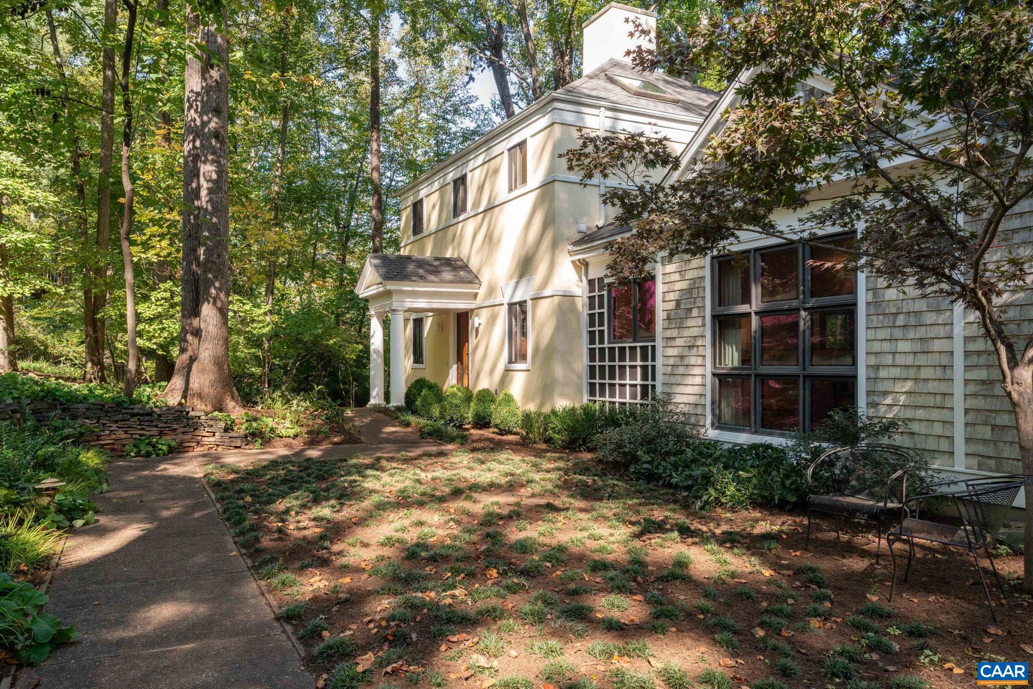 1665 BRANDYWINE DR, CHARLOTTESVILLE, Virginia 22901, 4 Bedrooms Bedrooms, ,4 BathroomsBathrooms,Residential,1665 BRANDYWINE DR,682910 MLS # 682910 1665 BRANDYWINE DR, CHARLOTTESVILLE, Virginia 22901, 4 Bedrooms Bedrooms, ,4 BathroomsBathrooms,Residential,1665 BRANDYWINE DR,682910 MLS # 682910