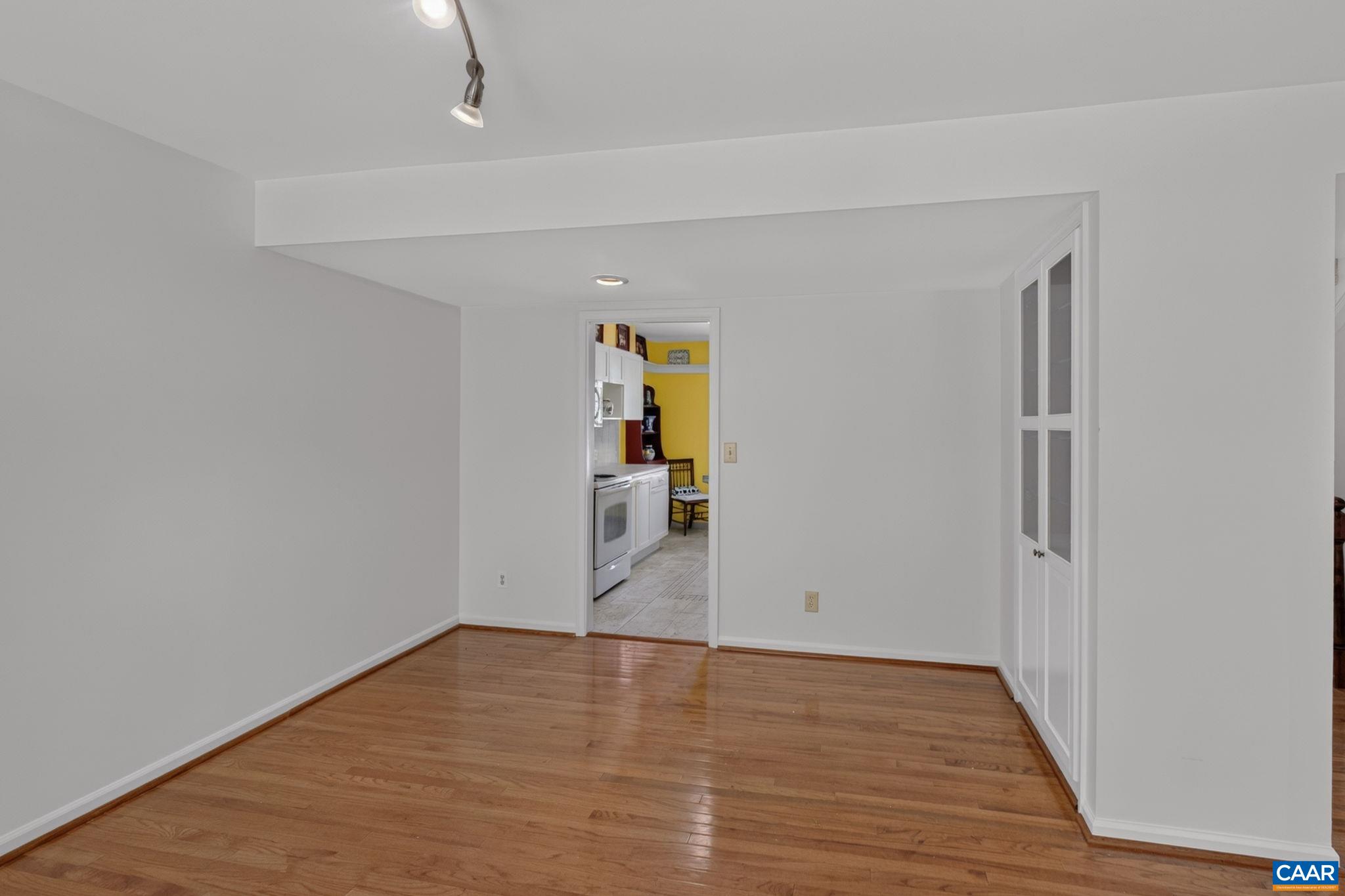 36 GEORGETOWN GREEN, CHARLOTTESVILLE, Virginia 22901, 4 Bedrooms Bedrooms, ,3 BathroomsBathrooms,Residential,36 GEORGETOWN GREEN,682957 MLS # 682957 36 GEORGETOWN GREEN, CHARLOTTESVILLE, Virginia 22901, 4 Bedrooms Bedrooms, ,3 BathroomsBathrooms,Residential,36 GEORGETOWN GREEN,682957 MLS # 682957