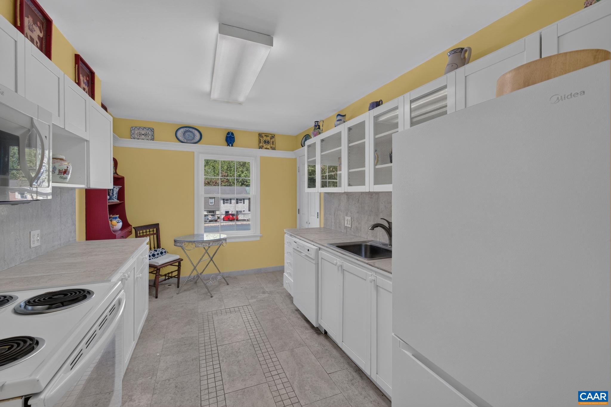 36 GEORGETOWN GREEN, CHARLOTTESVILLE, Virginia 22901, 4 Bedrooms Bedrooms, ,3 BathroomsBathrooms,Residential,36 GEORGETOWN GREEN,682957 MLS # 682957 36 GEORGETOWN GREEN, CHARLOTTESVILLE, Virginia 22901, 4 Bedrooms Bedrooms, ,3 BathroomsBathrooms,Residential,36 GEORGETOWN GREEN,682957 MLS # 682957
