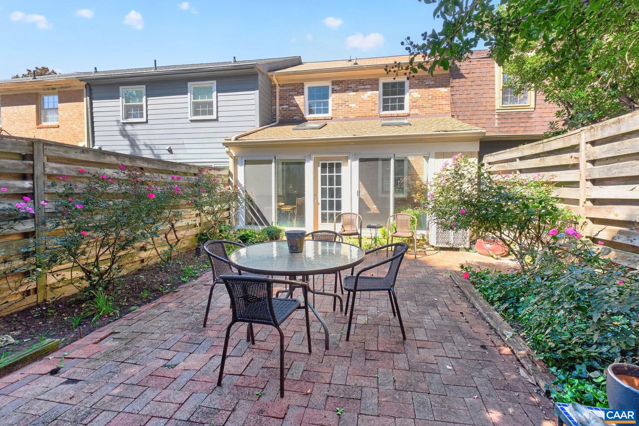 36 GEORGETOWN GREEN, CHARLOTTESVILLE, Virginia 22901, 4 Bedrooms Bedrooms, ,3 BathroomsBathrooms,Residential,36 GEORGETOWN GREEN,682957 MLS # 682957 36 GEORGETOWN GREEN, CHARLOTTESVILLE, Virginia 22901, 4 Bedrooms Bedrooms, ,3 BathroomsBathrooms,Residential,36 GEORGETOWN GREEN,682957 MLS # 682957
