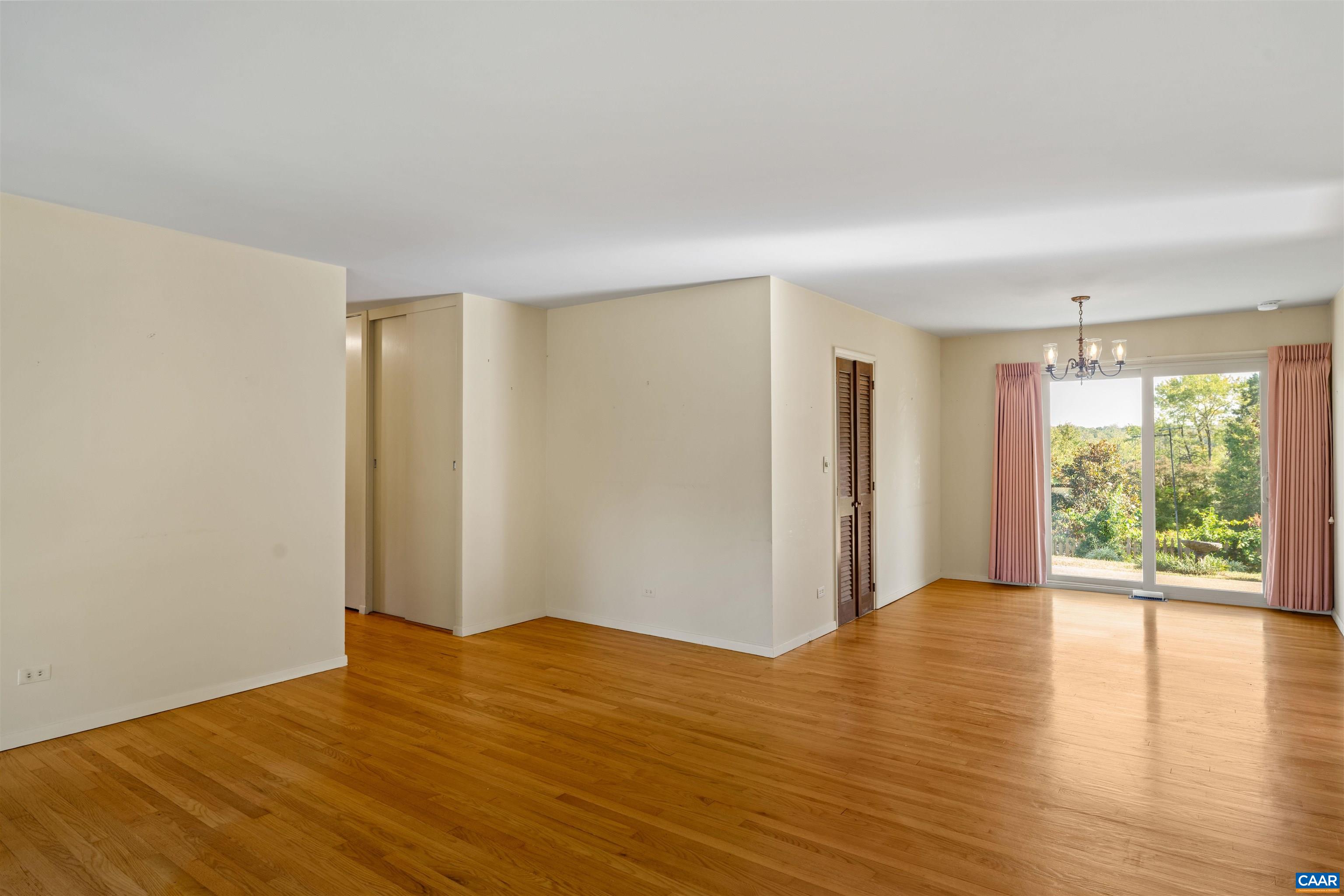 2220 DOMINION DR, CHARLOTTESVILLE, Virginia 22901, 4 Bedrooms Bedrooms, ,2 BathroomsBathrooms,Residential,2220 DOMINION DR,682994 MLS # 682994