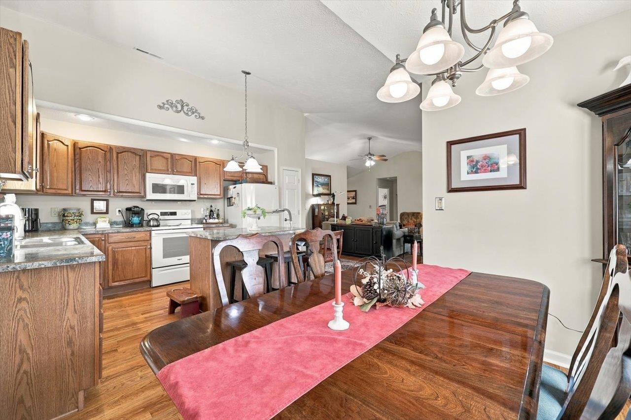 129 RED OAK DR, STAUNTON, Virginia 24401, 3 Bedrooms Bedrooms, ,2 BathroomsBathrooms,Residential,129 RED OAK DR,683001 MLS # 683001 129 RED OAK DR, STAUNTON, Virginia 24401, 3 Bedrooms Bedrooms, ,2 BathroomsBathrooms,Residential,129 RED OAK DR,683001 MLS # 683001
