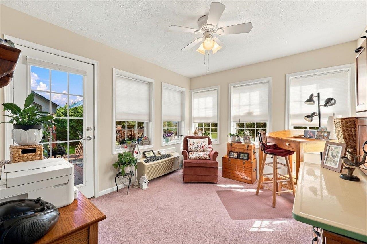 129 RED OAK DR, STAUNTON, Virginia 24401, 3 Bedrooms Bedrooms, ,2 BathroomsBathrooms,Residential,129 RED OAK DR,683001 MLS # 683001 129 RED OAK DR, STAUNTON, Virginia 24401, 3 Bedrooms Bedrooms, ,2 BathroomsBathrooms,Residential,129 RED OAK DR,683001 MLS # 683001