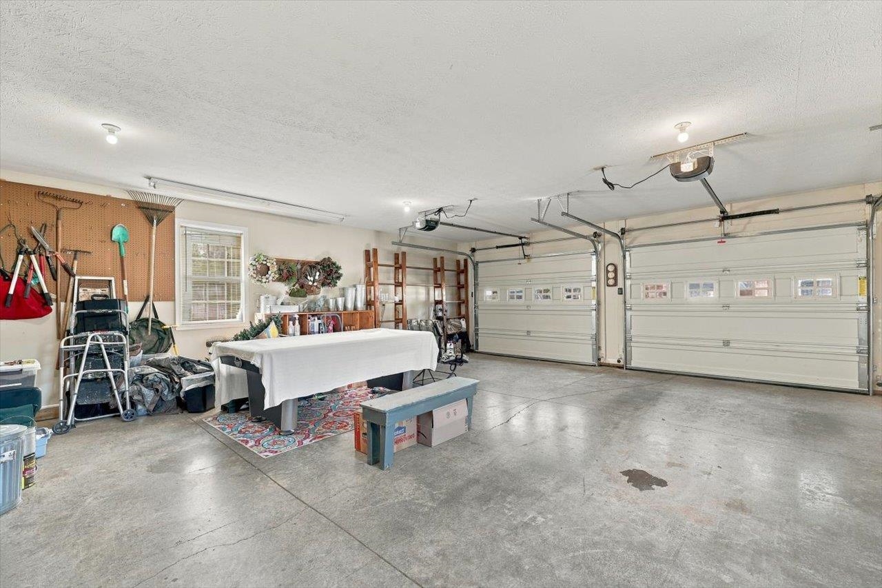 129 RED OAK DR, STAUNTON, Virginia 24401, 3 Bedrooms Bedrooms, ,2 BathroomsBathrooms,Residential,129 RED OAK DR,683001 MLS # 683001 129 RED OAK DR, STAUNTON, Virginia 24401, 3 Bedrooms Bedrooms, ,2 BathroomsBathrooms,Residential,129 RED OAK DR,683001 MLS # 683001