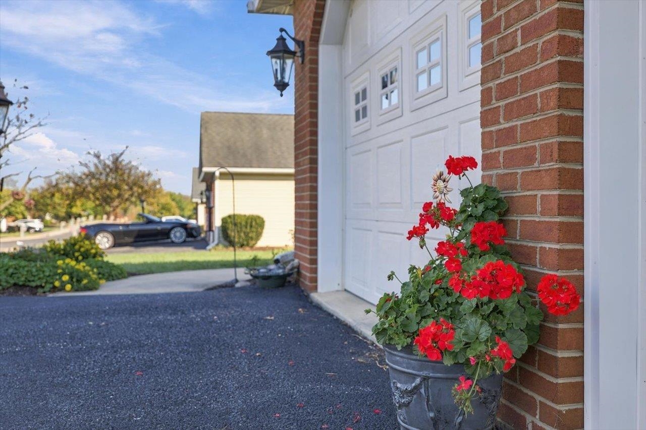 129 RED OAK DR, STAUNTON, Virginia 24401, 3 Bedrooms Bedrooms, ,2 BathroomsBathrooms,Residential,129 RED OAK DR,683001 MLS # 683001 129 RED OAK DR, STAUNTON, Virginia 24401, 3 Bedrooms Bedrooms, ,2 BathroomsBathrooms,Residential,129 RED OAK DR,683001 MLS # 683001