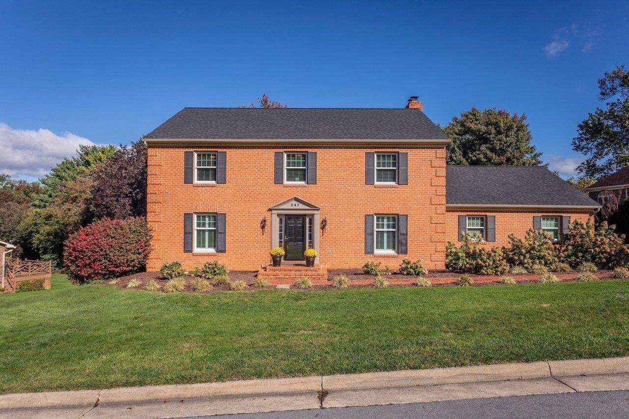 247 DIVOT DR, HARRISONBURG, Virginia 22801, 4 Bedrooms Bedrooms, ,4 BathroomsBathrooms,Residential,247 DIVOT DR,683002 MLS # 683002 247 DIVOT DR, HARRISONBURG, Virginia 22801, 4 Bedrooms Bedrooms, ,4 BathroomsBathrooms,Residential,247 DIVOT DR,683002 MLS # 683002