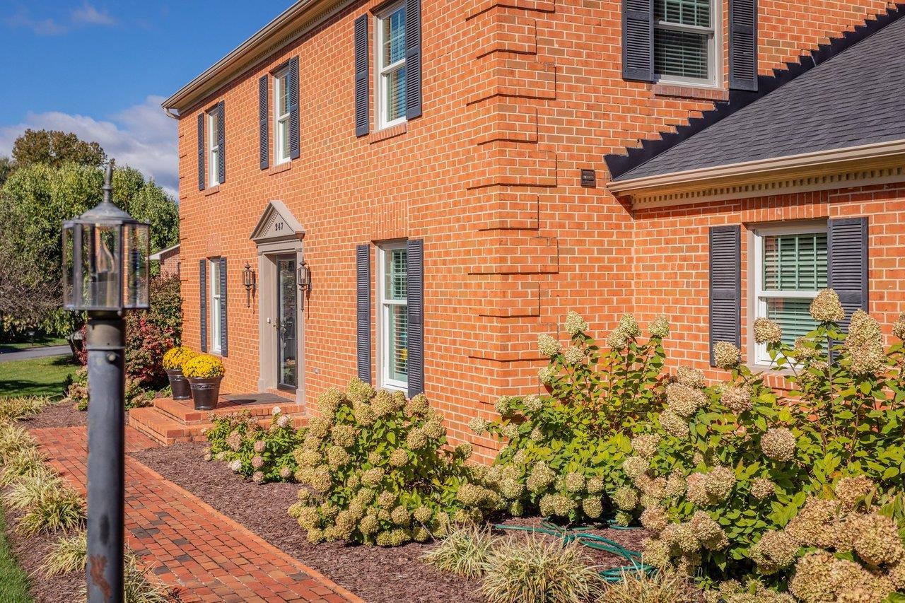 247 DIVOT DR, HARRISONBURG, Virginia 22801, 4 Bedrooms Bedrooms, ,4 BathroomsBathrooms,Residential,247 DIVOT DR,683002 MLS # 683002 247 DIVOT DR, HARRISONBURG, Virginia 22801, 4 Bedrooms Bedrooms, ,4 BathroomsBathrooms,Residential,247 DIVOT DR,683002 MLS # 683002
