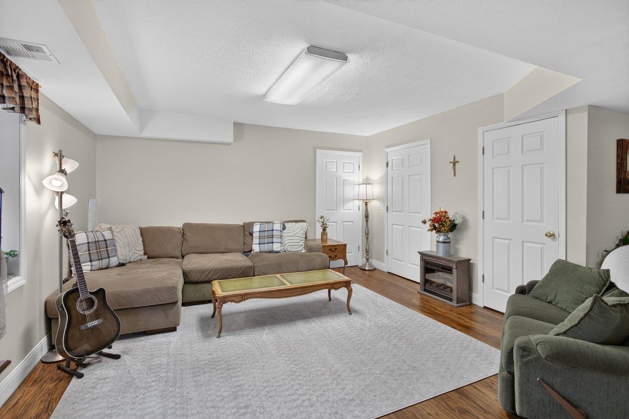 247 DIVOT DR, HARRISONBURG, Virginia 22801, 4 Bedrooms Bedrooms, ,4 BathroomsBathrooms,Residential,247 DIVOT DR,683002 MLS # 683002 247 DIVOT DR, HARRISONBURG, Virginia 22801, 4 Bedrooms Bedrooms, ,4 BathroomsBathrooms,Residential,247 DIVOT DR,683002 MLS # 683002