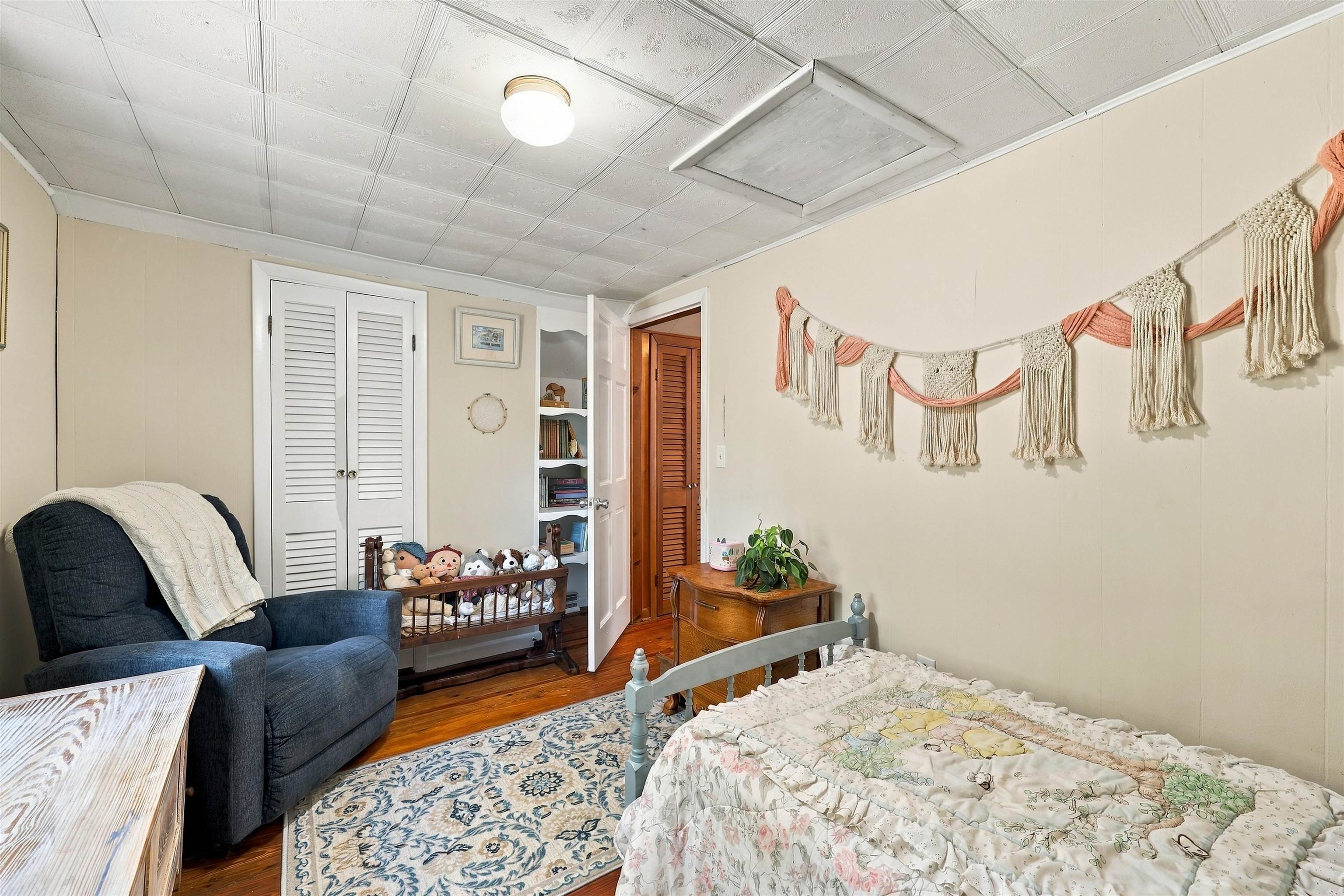 229 PLEASANT VIEW RD, STAUNTON, Virginia 24401, 2 Bedrooms Bedrooms, ,1 BathroomBathrooms,Residential,229 PLEASANT VIEW RD,683005 MLS # 683005 229 PLEASANT VIEW RD, STAUNTON, Virginia 24401, 2 Bedrooms Bedrooms, ,1 BathroomBathrooms,Residential,229 PLEASANT VIEW RD,683005 MLS # 683005