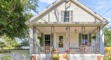 229 PLEASANT VIEW RD, STAUNTON, Virginia 24401, 2 Bedrooms Bedrooms, ,1 BathroomBathrooms,Residential,229 PLEASANT VIEW RD,683005 MLS # 683005