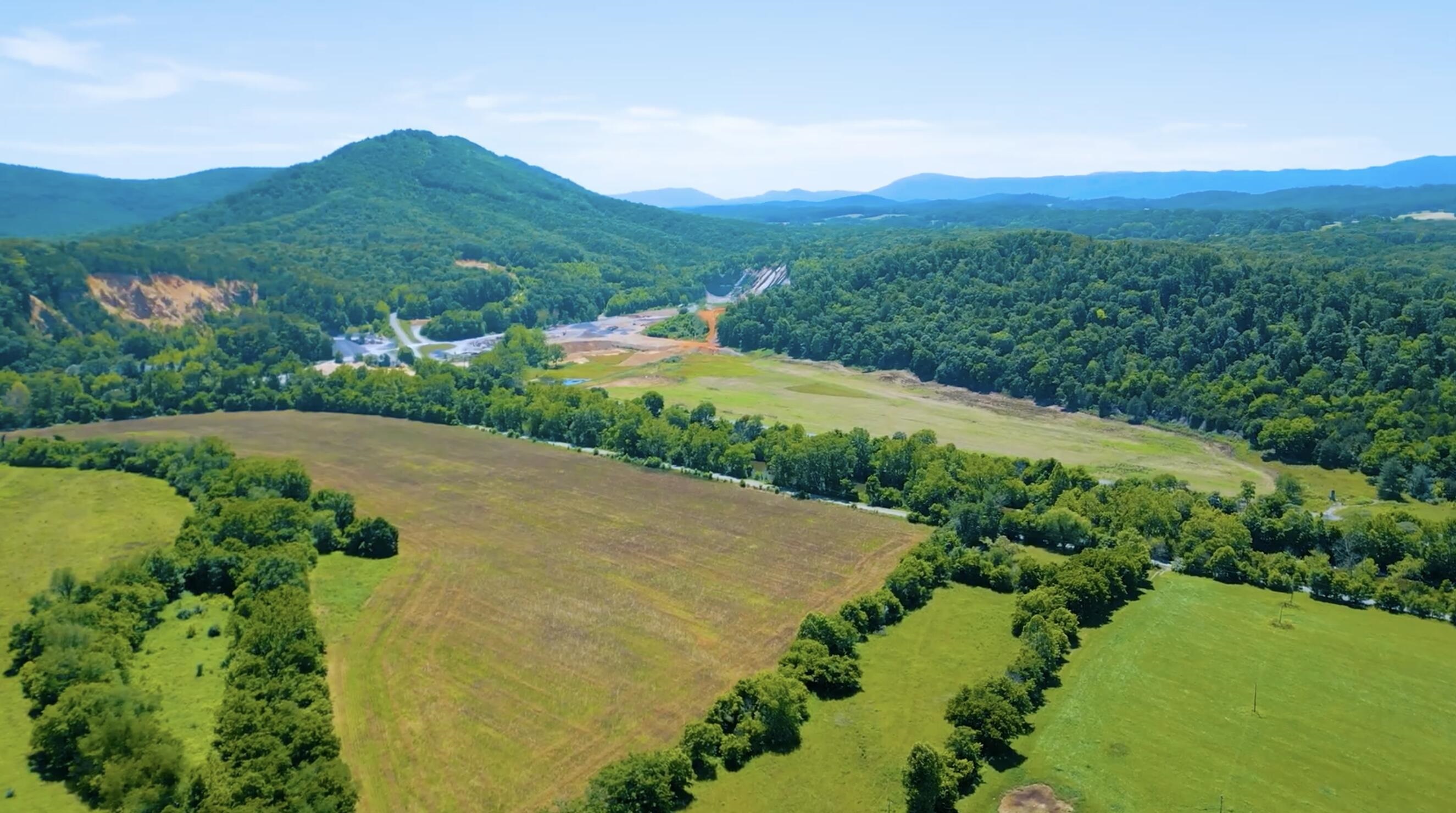 View of the very southern end of the Shenandoah Valley. View of the very southern end of the Shenandoah Valley.