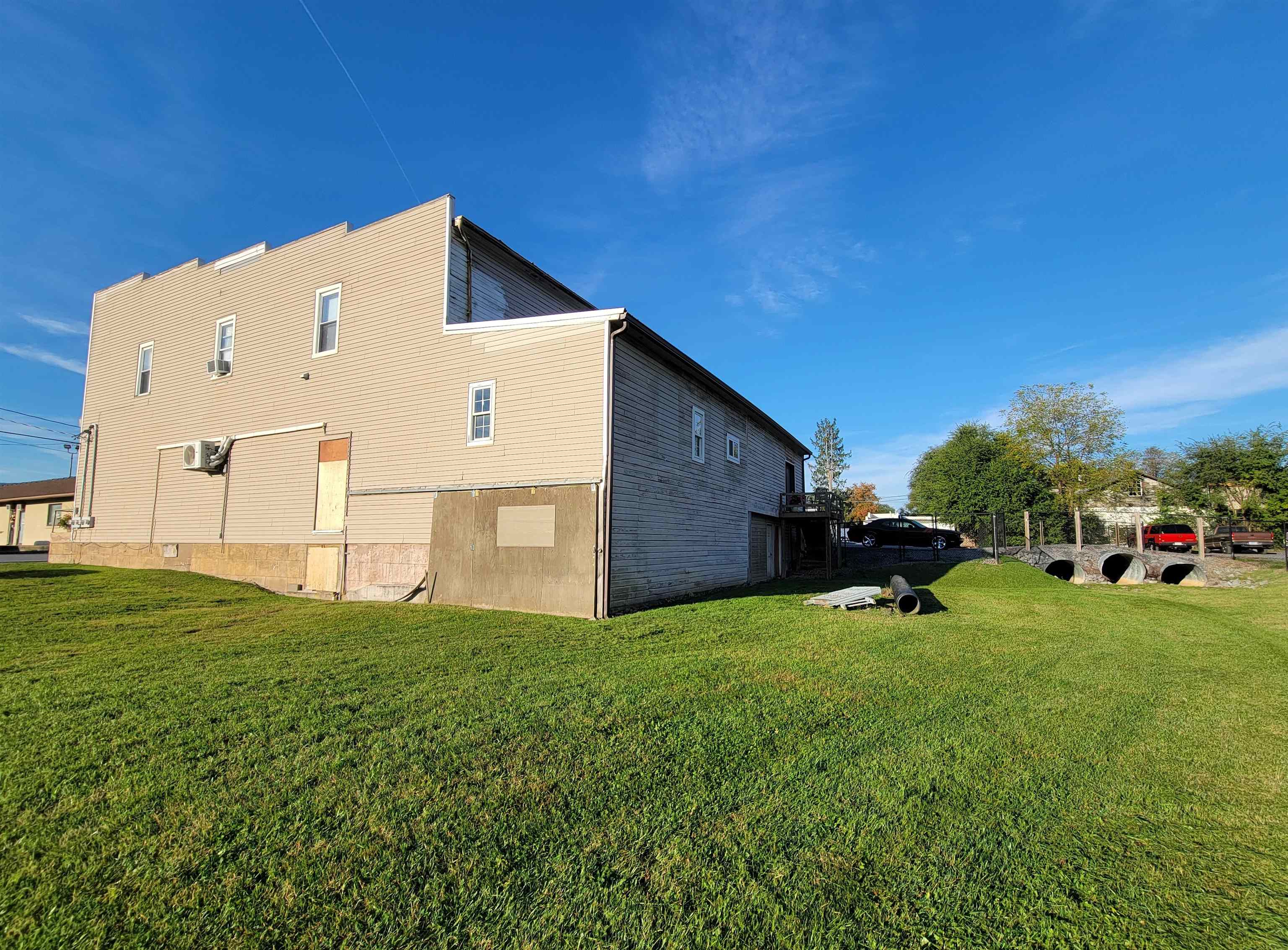22 WAYNE AVE, STUARTS DRAFT, Virginia 24477, ,Residential,22 WAYNE AVE,683022 MLS # 683022 22 WAYNE AVE, STUARTS DRAFT, Virginia 24477, ,Residential,22 WAYNE AVE,683022 MLS # 683022
