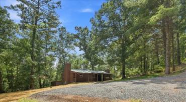 10593 MOSSY DR, DAYTON, Virginia 22821, 3 Bedrooms Bedrooms, ,2 BathroomsBathrooms,Residential,10593 MOSSY DR,681622 MLS # 681622