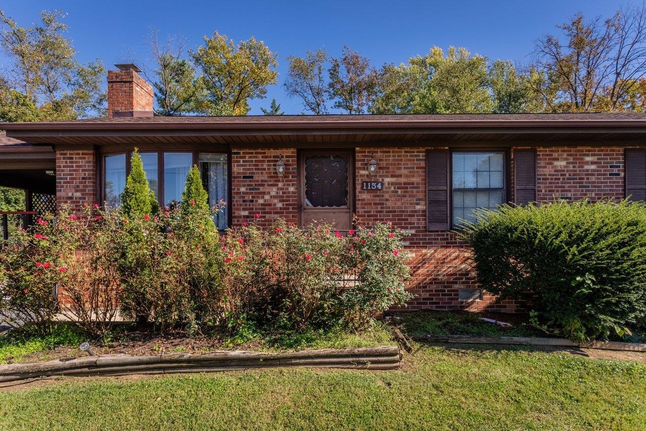 1154 STUART ST, HARRISONBURG, Virginia 22802, 3 Bedrooms Bedrooms, ,1 BathroomBathrooms,Residential,1154 STUART ST,682856 MLS # 682856 1154 STUART ST, HARRISONBURG, Virginia 22802, 3 Bedrooms Bedrooms, ,1 BathroomBathrooms,Residential,1154 STUART ST,682856 MLS # 682856