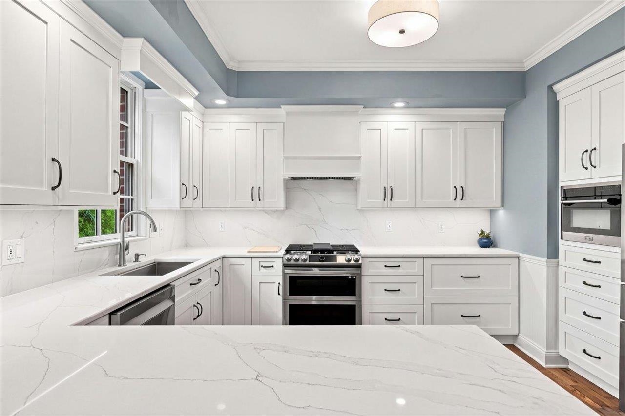 319 PARKINS LN, VERONA, Virginia 24482, 5 Bedrooms Bedrooms, ,3 BathroomsBathrooms,Residential,319 PARKINS LN,683012 MLS # 683012 319 PARKINS LN, VERONA, Virginia 24482, 5 Bedrooms Bedrooms, ,3 BathroomsBathrooms,Residential,319 PARKINS LN,683012 MLS # 683012