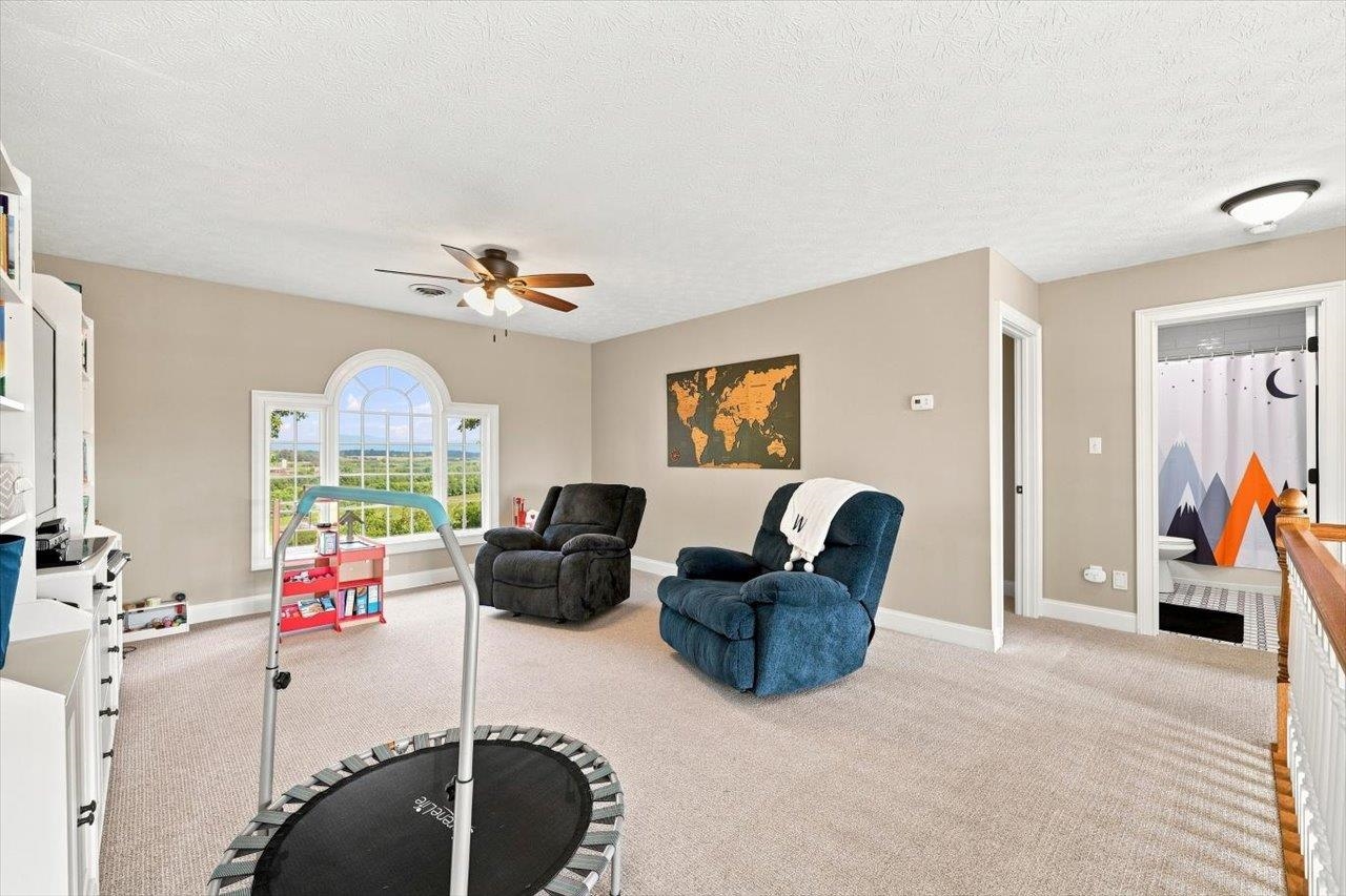 319 PARKINS LN, VERONA, Virginia 24482, 5 Bedrooms Bedrooms, ,3 BathroomsBathrooms,Residential,319 PARKINS LN,683012 MLS # 683012 319 PARKINS LN, VERONA, Virginia 24482, 5 Bedrooms Bedrooms, ,3 BathroomsBathrooms,Residential,319 PARKINS LN,683012 MLS # 683012