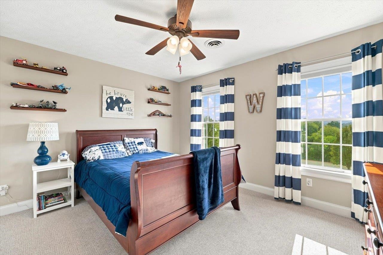 319 PARKINS LN, VERONA, Virginia 24482, 5 Bedrooms Bedrooms, ,3 BathroomsBathrooms,Residential,319 PARKINS LN,683012 MLS # 683012 319 PARKINS LN, VERONA, Virginia 24482, 5 Bedrooms Bedrooms, ,3 BathroomsBathrooms,Residential,319 PARKINS LN,683012 MLS # 683012