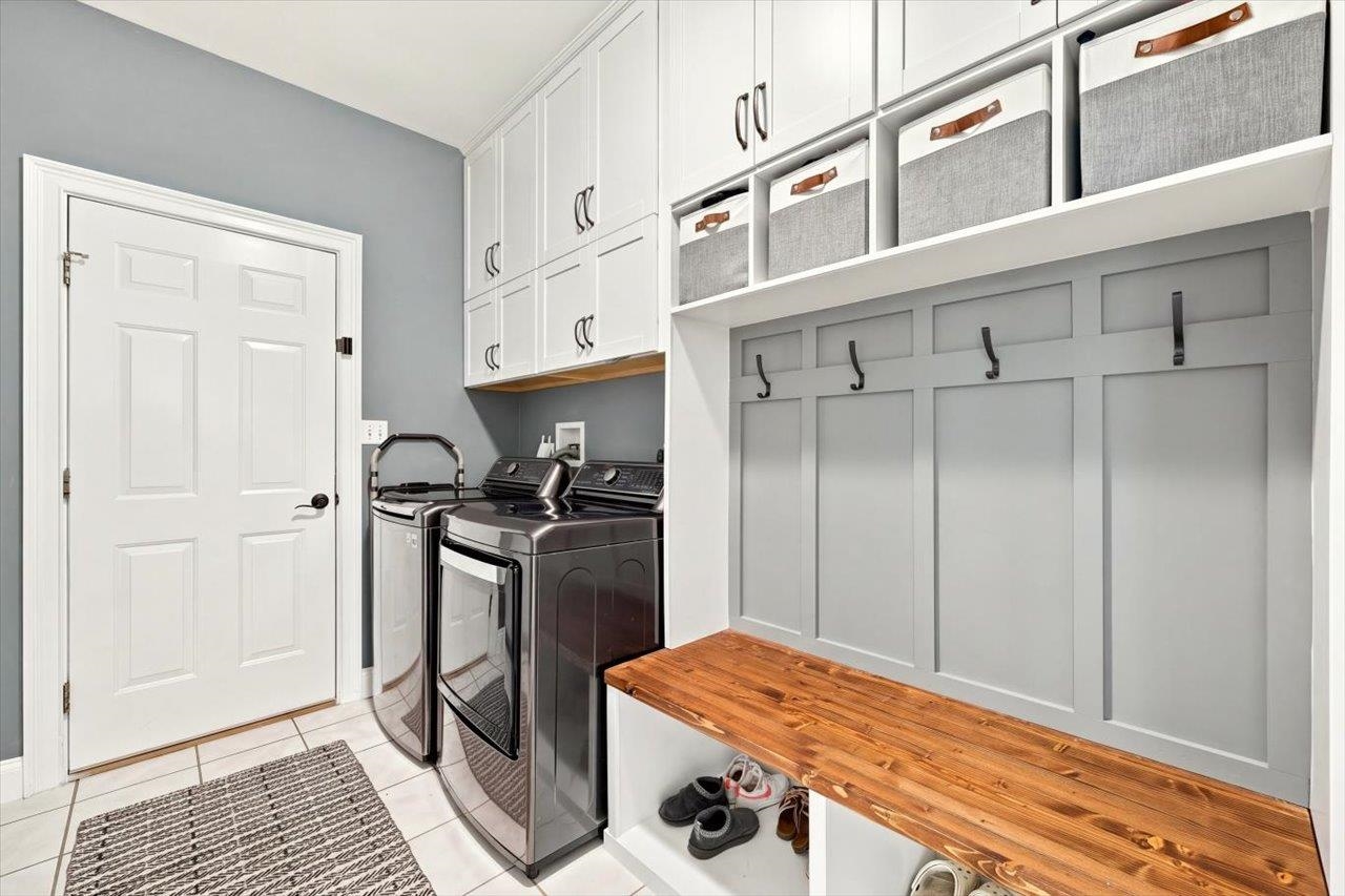 319 PARKINS LN, VERONA, Virginia 24482, 5 Bedrooms Bedrooms, ,3 BathroomsBathrooms,Residential,319 PARKINS LN,683012 MLS # 683012 319 PARKINS LN, VERONA, Virginia 24482, 5 Bedrooms Bedrooms, ,3 BathroomsBathrooms,Residential,319 PARKINS LN,683012 MLS # 683012